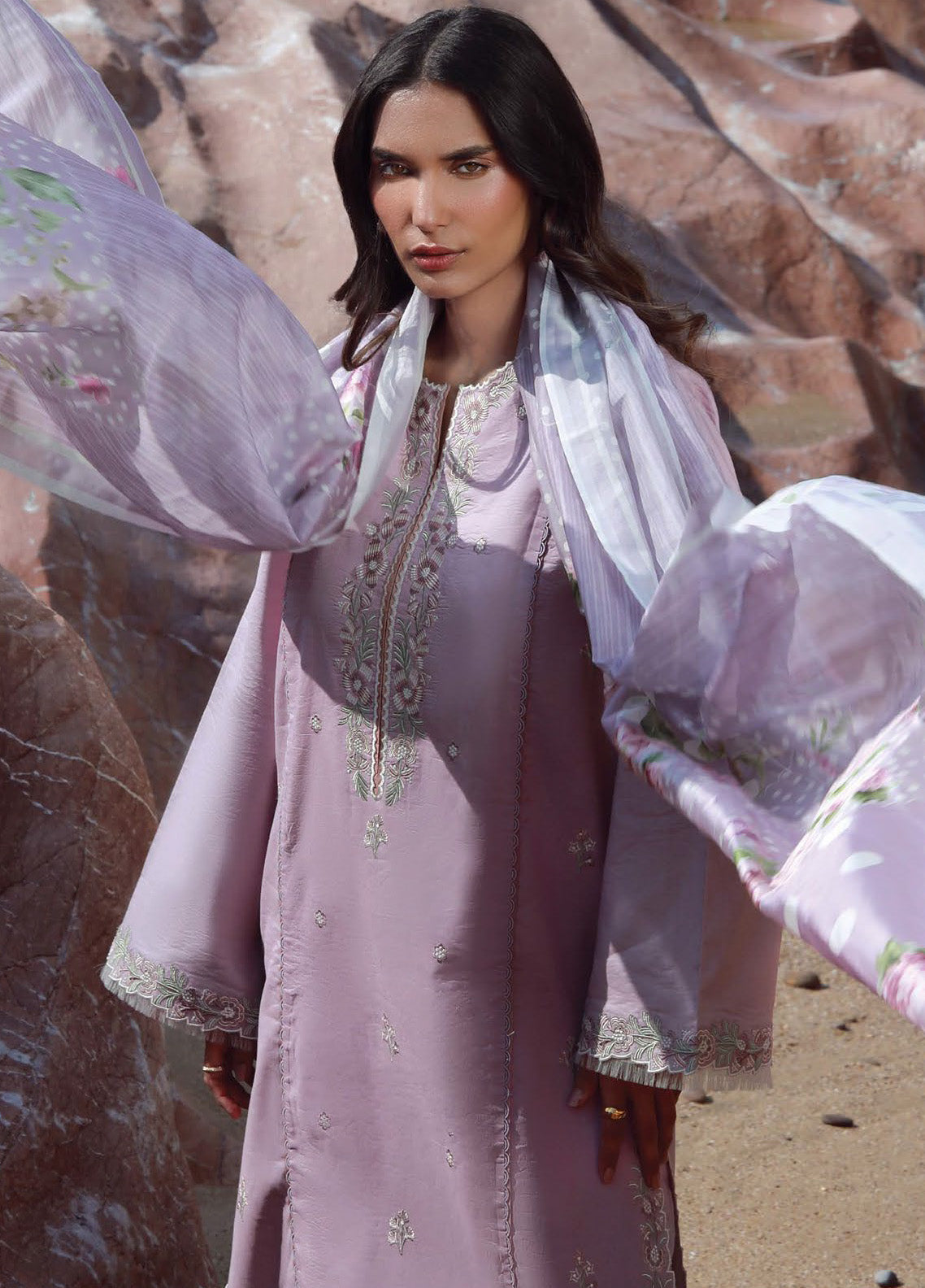 Afsanah By Seran Embroidered Lawn 3 Piece Unstitched Suit SRN25AC1 D-04 NIHAL Afsanah By Seran Embroidered Lawn 3 Piece Unstitched Suit SRN25AC1 D-04 NIHAL