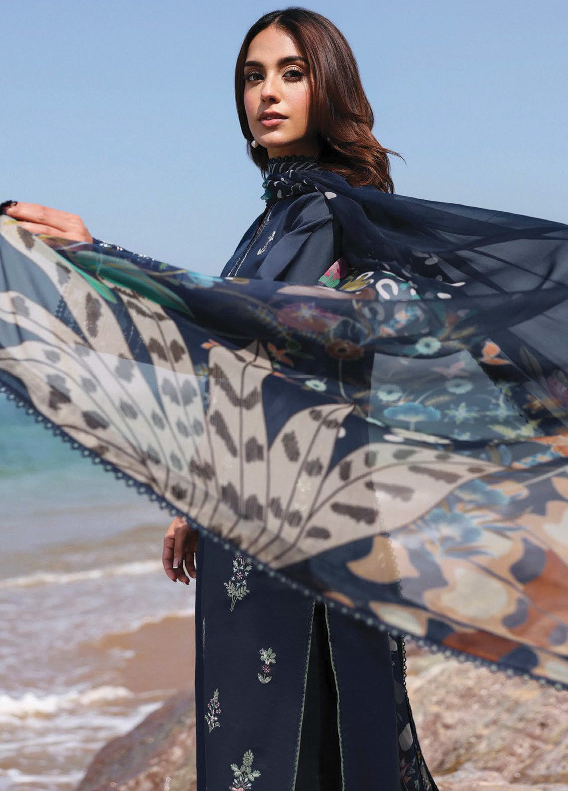 Afsanah By Seran Embroidered Lawn 3 Piece Unstitched Suit SRN25AC1 D-06 MERAL Afsanah By Seran Embroidered Lawn 3 Piece Unstitched Suit SRN25AC1 D-06 MERAL