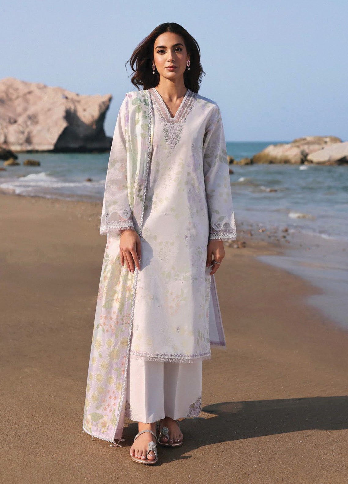 Afsanah By Seran Embroidered Lawn 3 Piece Unstitched Suit SRN25AC1 D-10 HELIN Afsanah By Seran Embroidered Lawn 3 Piece Unstitched Suit SRN25AC1 D-10 HELIN