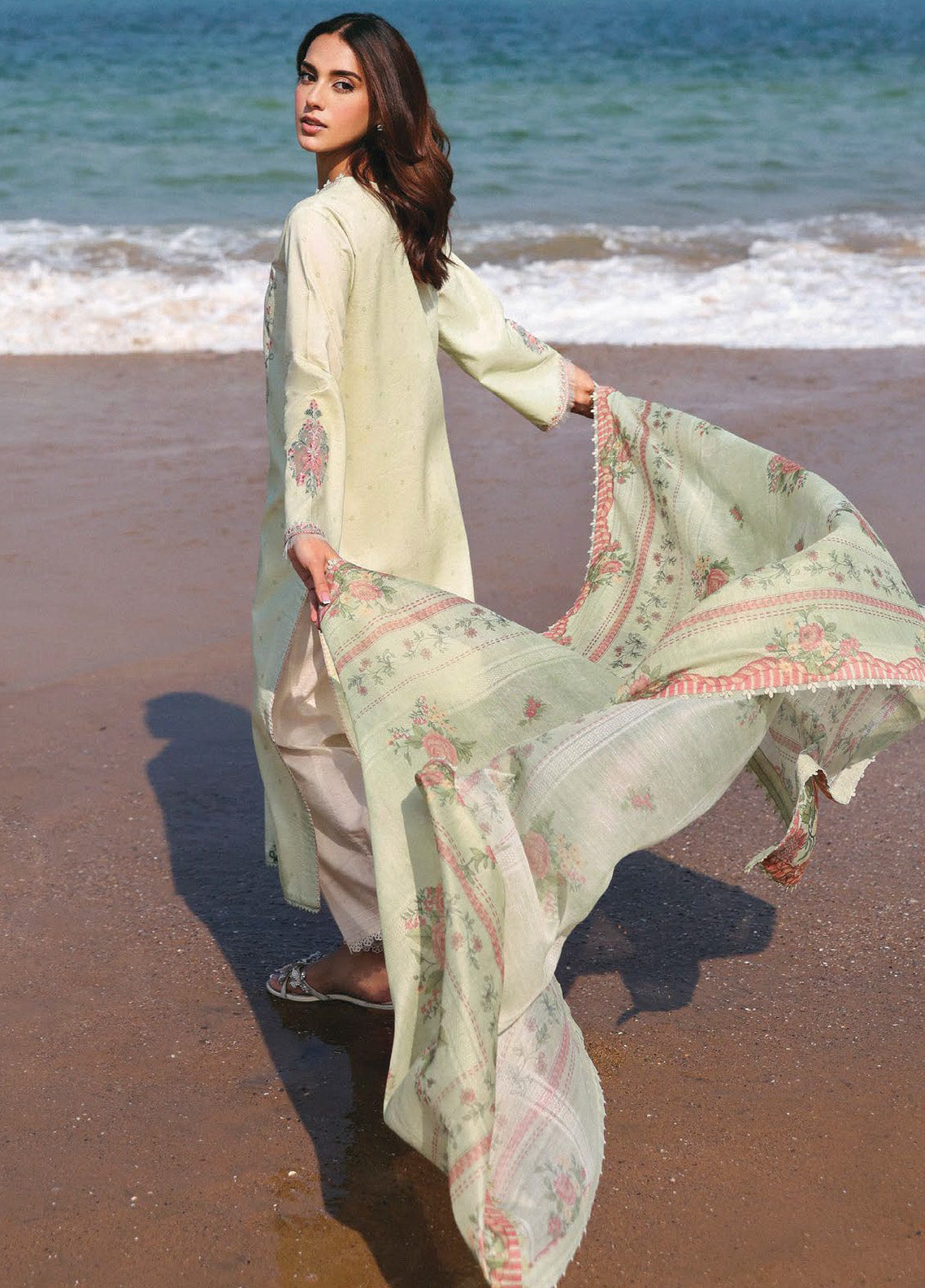 Afsanah By Seran Embroidered Lawn 3 Piece Unstitched Suit SRN25AC1 D-13 FARIHA Afsanah By Seran Embroidered Lawn 3 Piece Unstitched Suit SRN25AC1 D-13 FARIHA