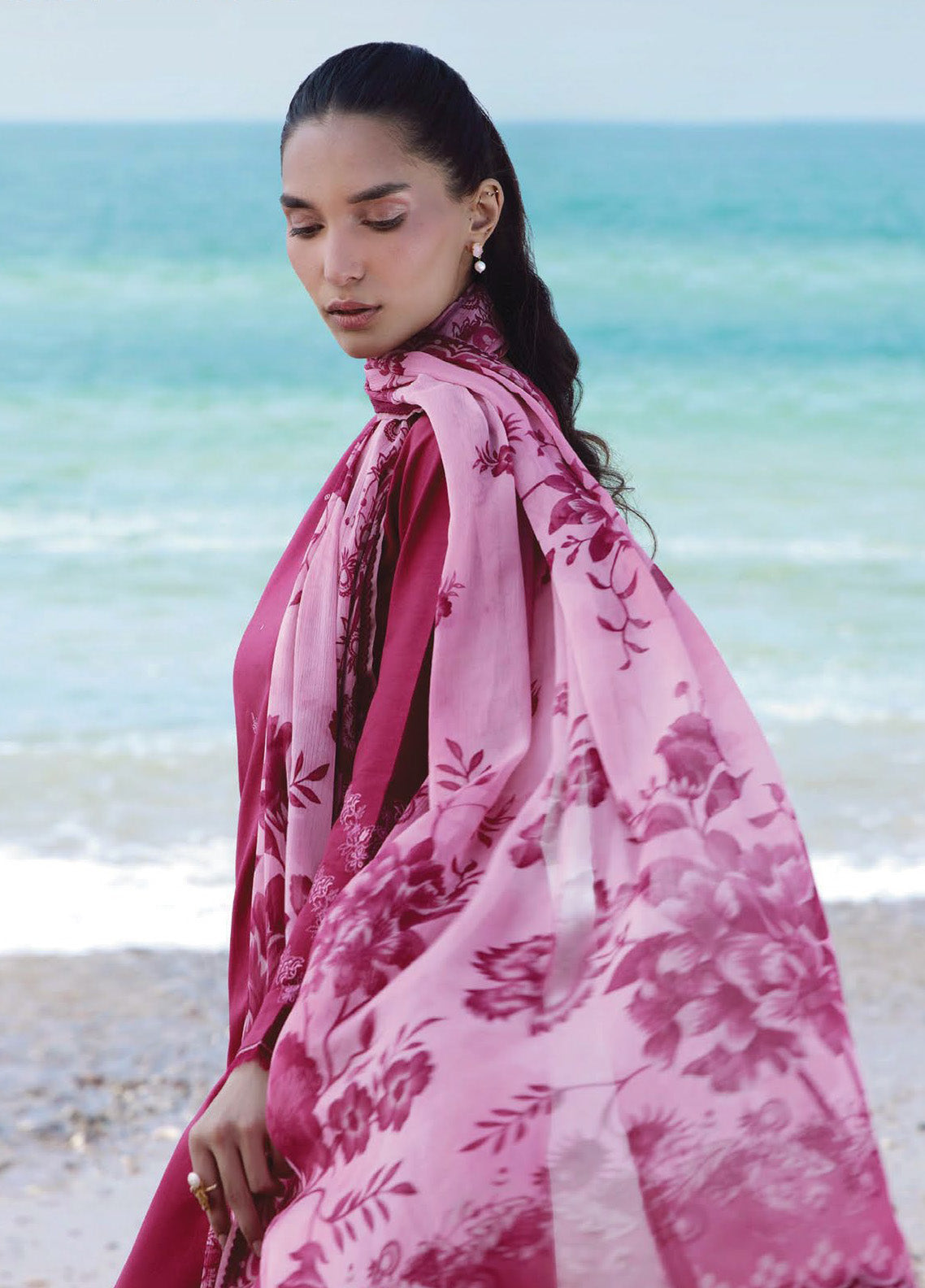 Afsanah By Seran Embroidered Lawn 3 Piece Unstitched Suit SRN25AC1 D-15 ZURI Afsanah By Seran Embroidered Lawn 3 Piece Unstitched Suit SRN25AC1 D-15 ZURI