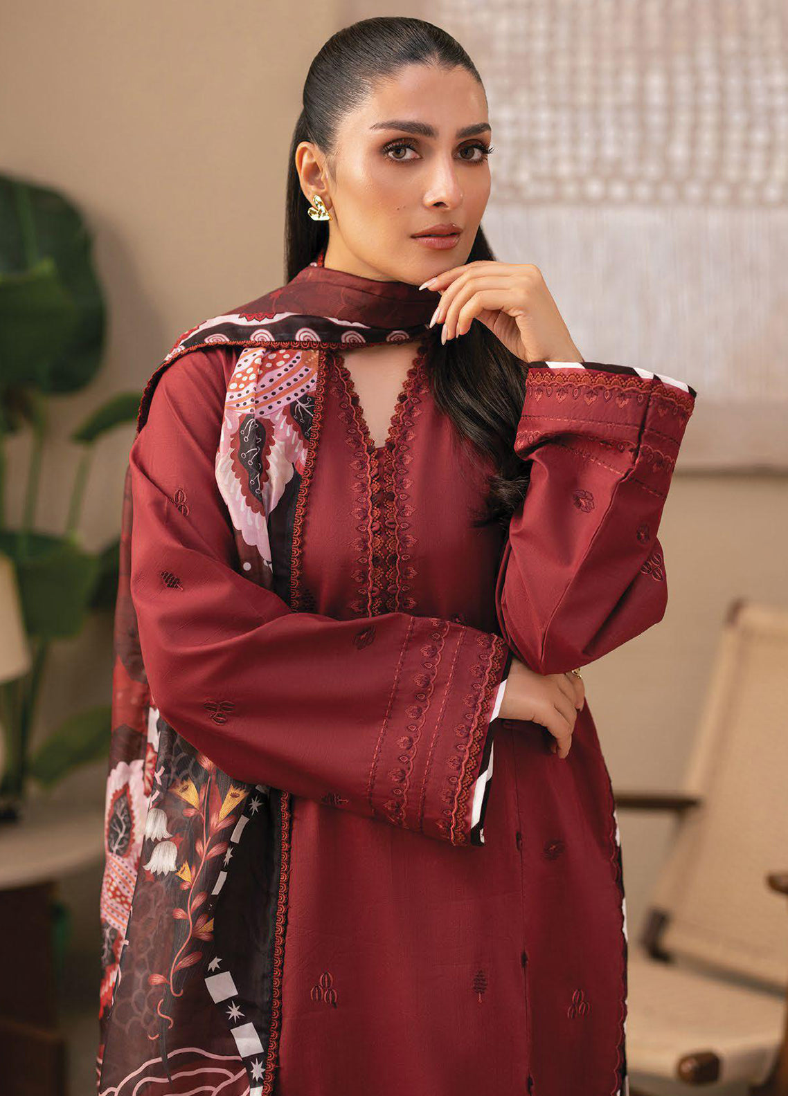 Afsanah By Seran Embroidered Lawn 3 Piece Unstitched Suit SRN26AV1 D-03 RIMA Afsanah By Seran Embroidered Lawn 3 Piece Unstitched Suit SRN26AV1 D-03 RIMA