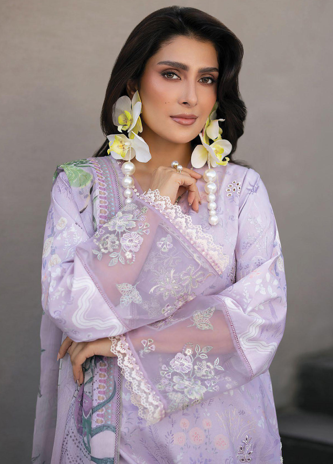 Afsanah By Seran Embroidered Lawn 3 Piece Unstitched Suit SRN26AV1 D-09 NIMA Afsanah By Seran Embroidered Lawn 3 Piece Unstitched Suit SRN26AV1 D-09 NIMA