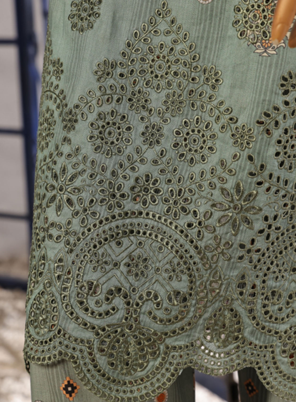 Aifa Chikankari Lawn 3 Piece Unstitched Suit AI24C AF-CK-24606 Aifa Chikankari Lawn 3 Piece Unstitched Suit AI24C AF-CK-24606