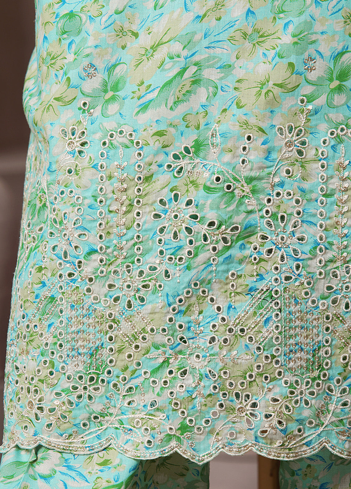 Aiza & Momina By VS Textile Chikankari Cotton 3 Piece Unstitched Suit VS24A&MV3 D-69 Aiza & Momina By VS Textile Chikankari Cotton 3 Piece Unstitched Suit VS24A&MV3 D-69