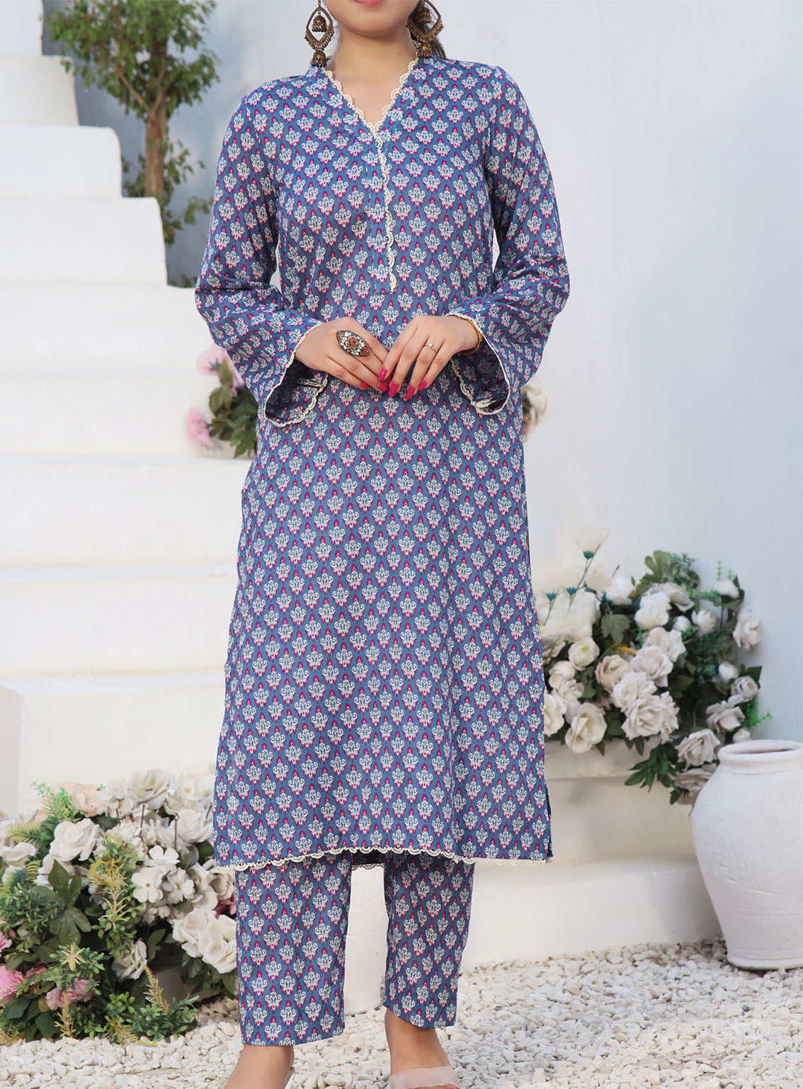 Aiza & Momina By VS Textile Co-Ords Printed Lawn 2 Piece Unstitched Suit VS24A&M D-483 Aiza & Momina By VS Textile Co-Ords Printed Lawn 2 Piece Unstitched Suit VS24A&M D-483