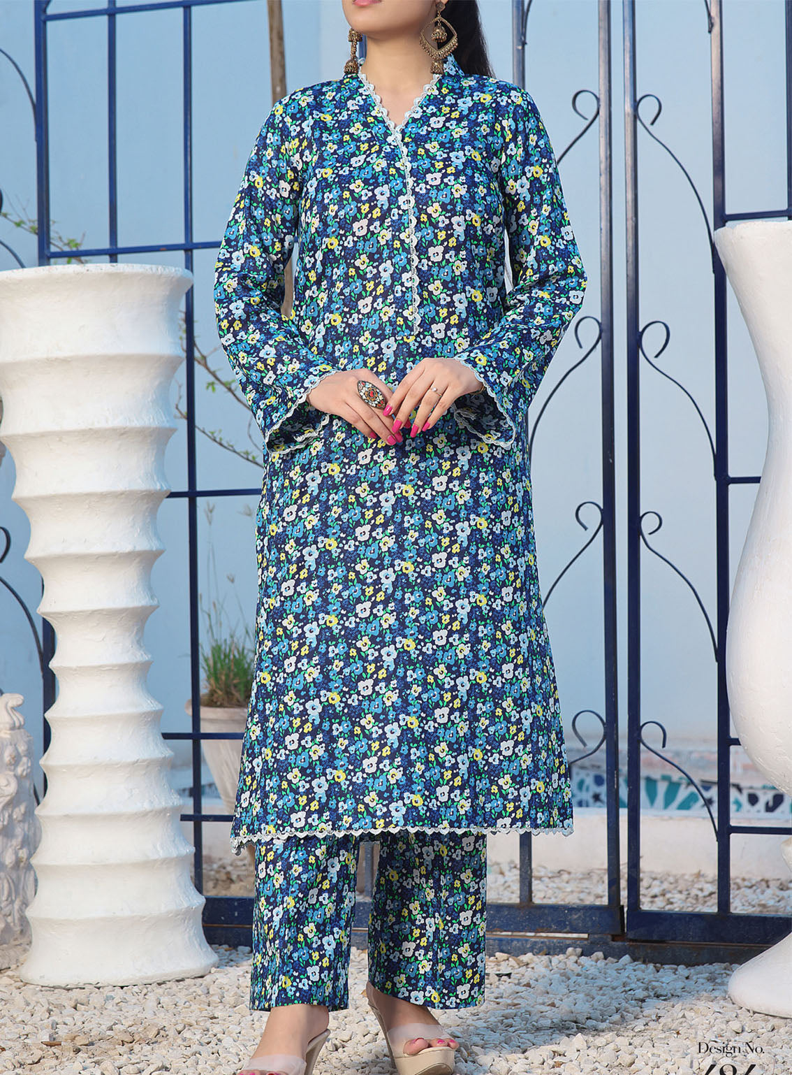 Aiza & Momina By VS Textile Co-Ords Printed Lawn 2 Piece Unstitched Suit VS24A&M D-484 Aiza & Momina By VS Textile Co-Ords Printed Lawn 2 Piece Unstitched Suit VS24A&M D-484