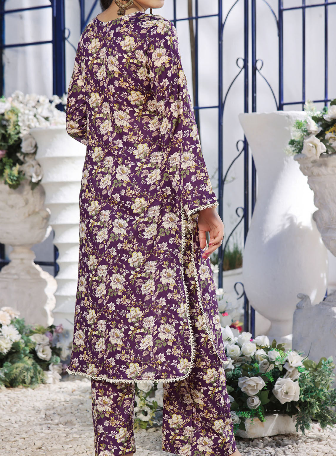 Aiza & Momina By VS Textile Co-Ords Printed Lawn 2 Piece Unstitched Suit VS24A&M D-486 Aiza & Momina By VS Textile Co-Ords Printed Lawn 2 Piece Unstitched Suit VS24A&M D-486