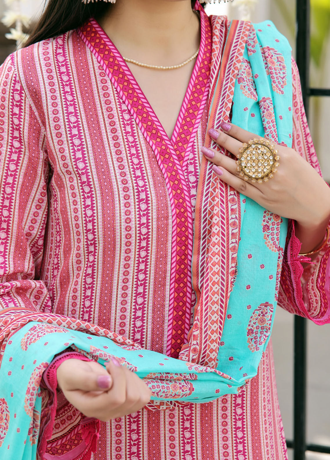Aiza & Momina By VS Textile Printed Lawn 3 Piece Unstitched Suit VST24A&M V2 D-314 Aiza & Momina By VS Textile Printed Lawn 3 Piece Unstitched Suit VST24A&M V2 D-314