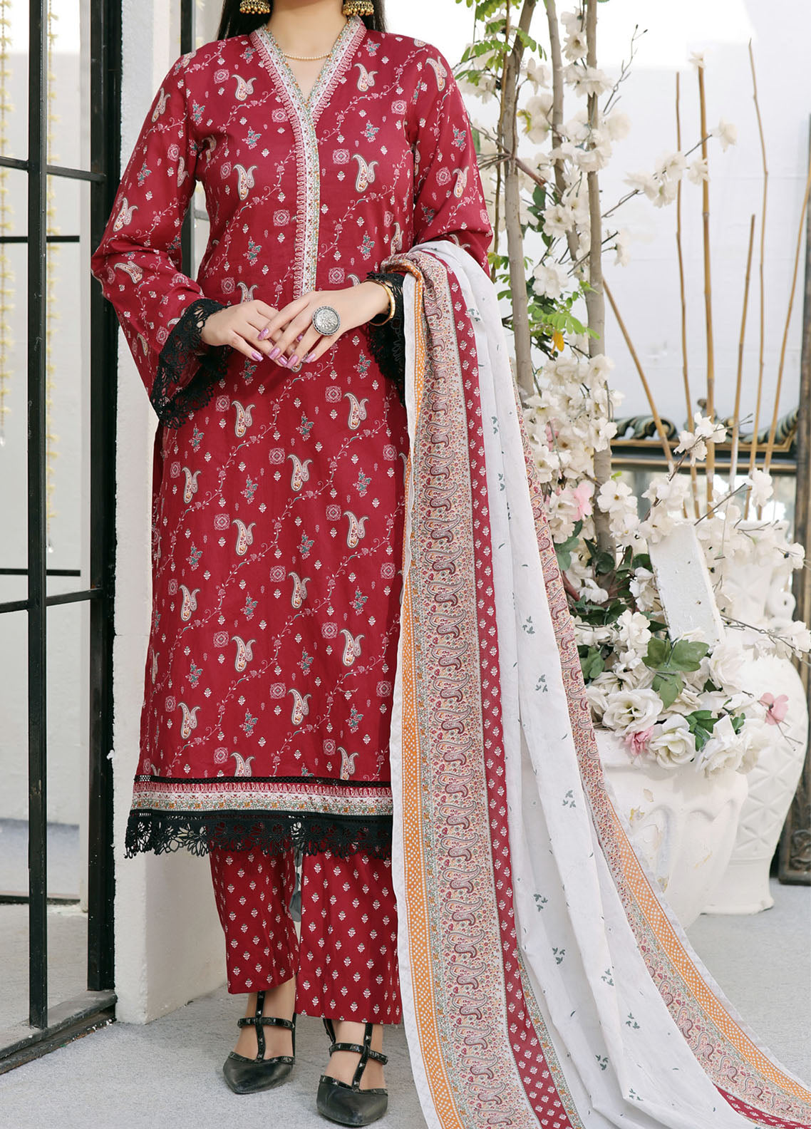 Aiza & Momina By VS Textile Printed Lawn 3 Piece Unstitched Suit VST24A&M V2 D-315 Aiza & Momina By VS Textile Printed Lawn 3 Piece Unstitched Suit VST24A&M V2 D-315