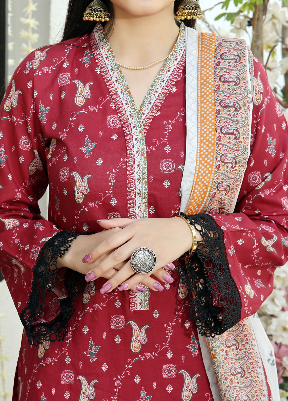 Aiza & Momina By VS Textile Printed Lawn 3 Piece Unstitched Suit VST24A&M V2 D-315 Aiza & Momina By VS Textile Printed Lawn 3 Piece Unstitched Suit VST24A&M V2 D-315