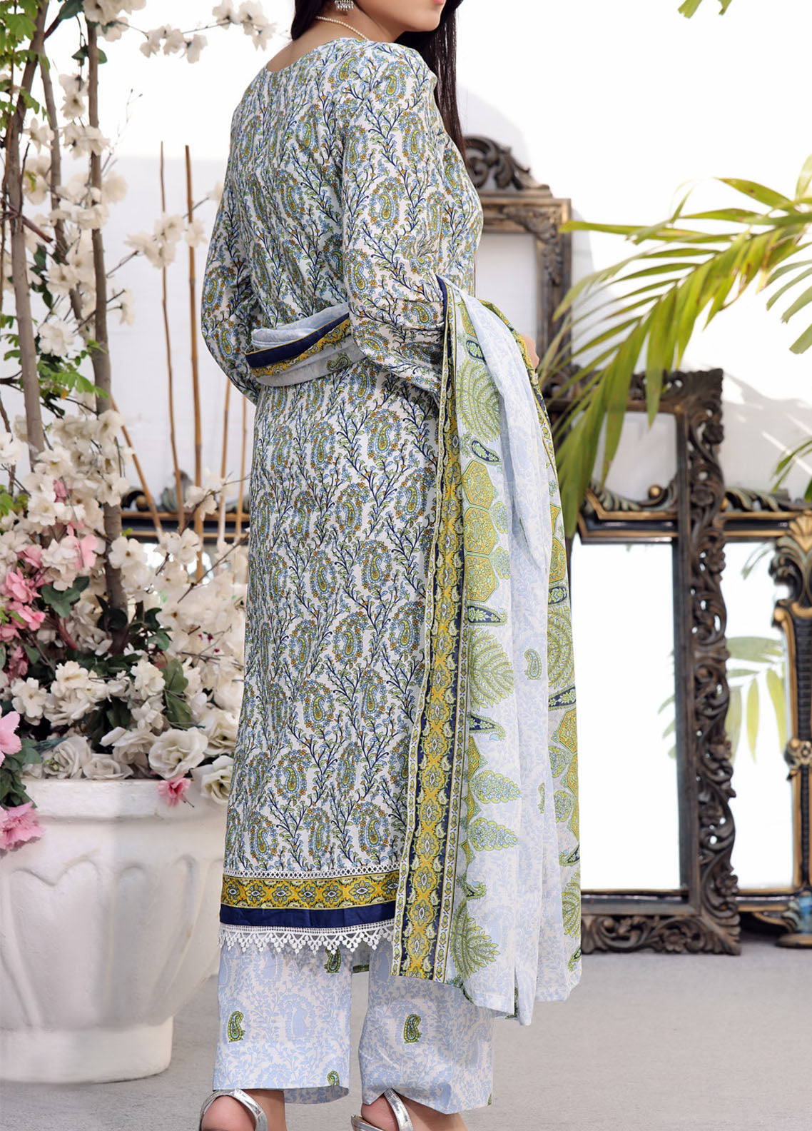 Aiza & Momina By VS Textile Printed Lawn 3 Piece Unstitched Suit VST24A&M V2 D-316 Aiza & Momina By VS Textile Printed Lawn 3 Piece Unstitched Suit VST24A&M V2 D-316