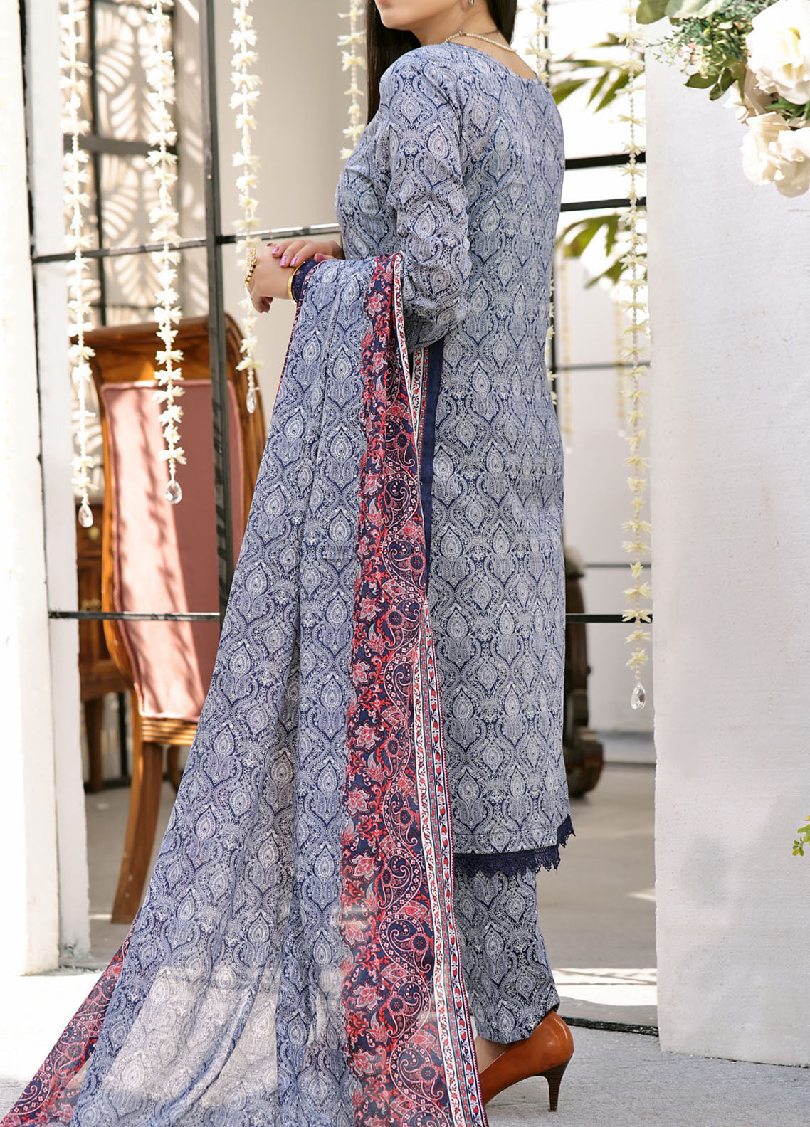 Aiza & Momina By VS Textile Printed Lawn 3 Piece Unstitched Suit VST24A&M V2 D-318 Aiza & Momina By VS Textile Printed Lawn 3 Piece Unstitched Suit VST24A&M V2 D-318