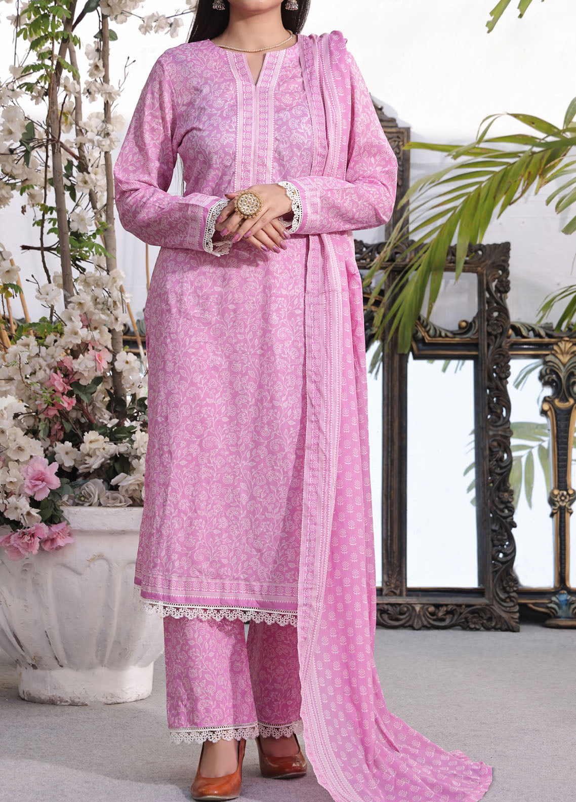 Aiza & Momina By VS Textile Printed Lawn 3 Piece Unstitched Suit VST24A&M V2 D-319 Aiza & Momina By VS Textile Printed Lawn 3 Piece Unstitched Suit VST24A&M V2 D-319