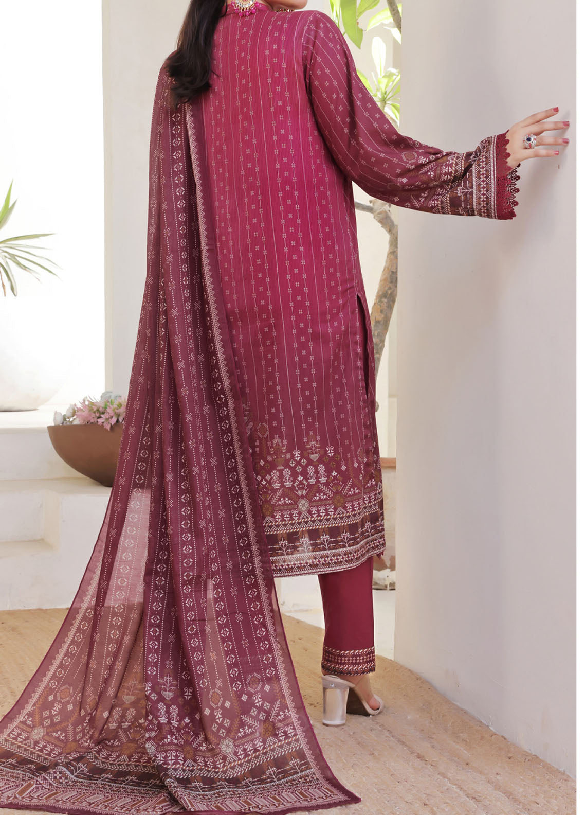 Aizal Printed Lawn 3 Piece Stitched Suit AL25PLV1 D-661 Aizal Printed Lawn 3 Piece Stitched Suit AL25PLV1 D-661