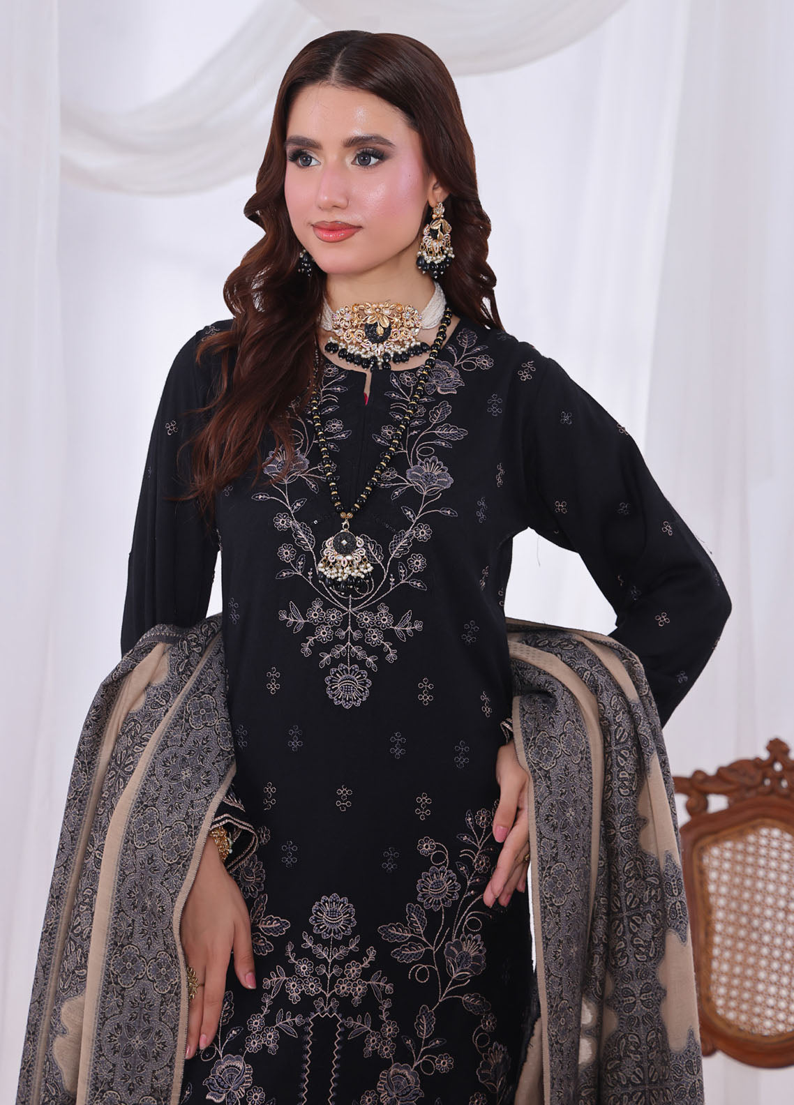 Alif By Schick Embroidered Slub Dhanak Peach 3 Piece Unstitched Suit SDH25ADP D-WJ-04 Alif By Schick Embroidered Slub Dhanak Peach 3 Piece Unstitched Suit SDH25ADP D-WJ-04