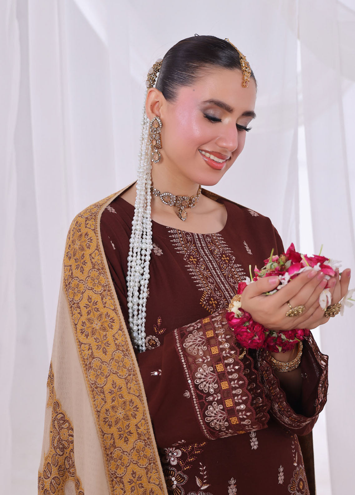 Alif By Schick Embroidered Slub Dhanak Peach 3 Piece Unstitched Suit SDH25ADP D-WJ-06 Alif By Schick Embroidered Slub Dhanak Peach 3 Piece Unstitched Suit SDH25ADP D-WJ-06