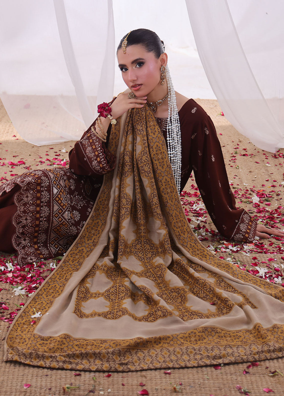 Alif By Schick Embroidered Slub Dhanak Peach 3 Piece Unstitched Suit SDH25ADP D-WJ-06 Alif By Schick Embroidered Slub Dhanak Peach 3 Piece Unstitched Suit SDH25ADP D-WJ-06