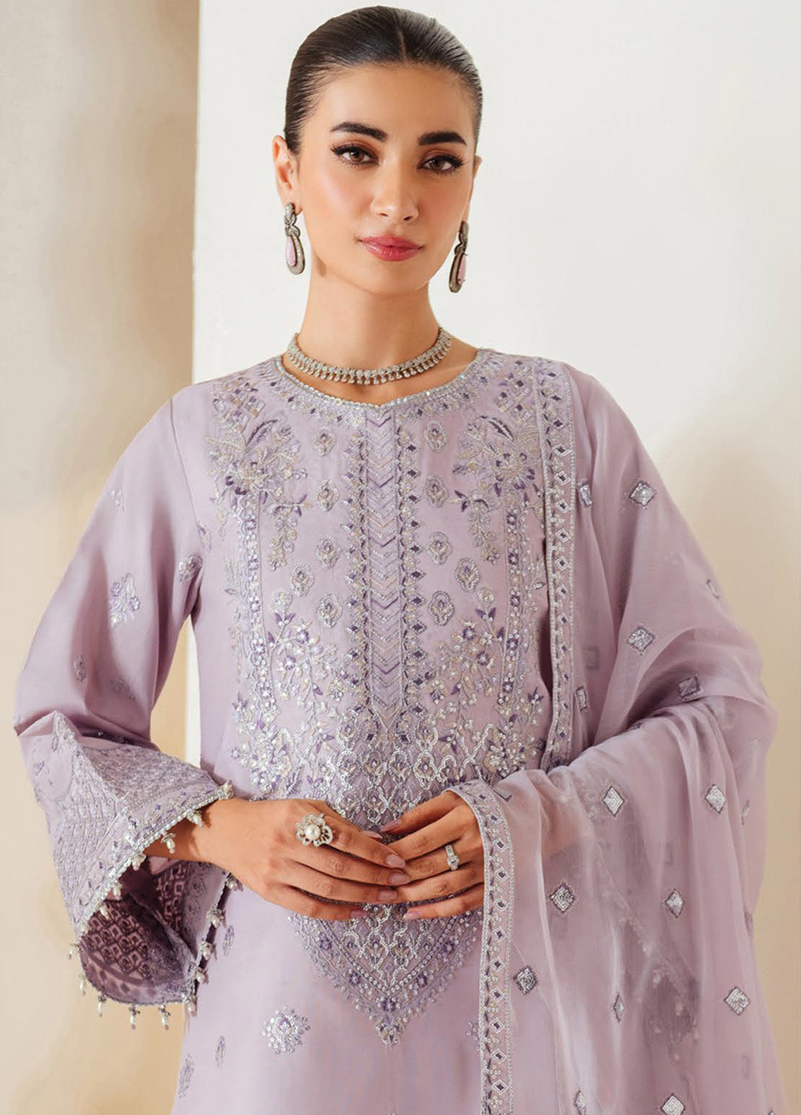 Alizeh Luxe Embroidered Raw Silk 3 Piece Unstitched Suit AF24LRS AF-RS-02-BERRY Alizeh Luxe Embroidered Raw Silk 3 Piece Unstitched Suit AF24LRS AF-RS-02-BERRY