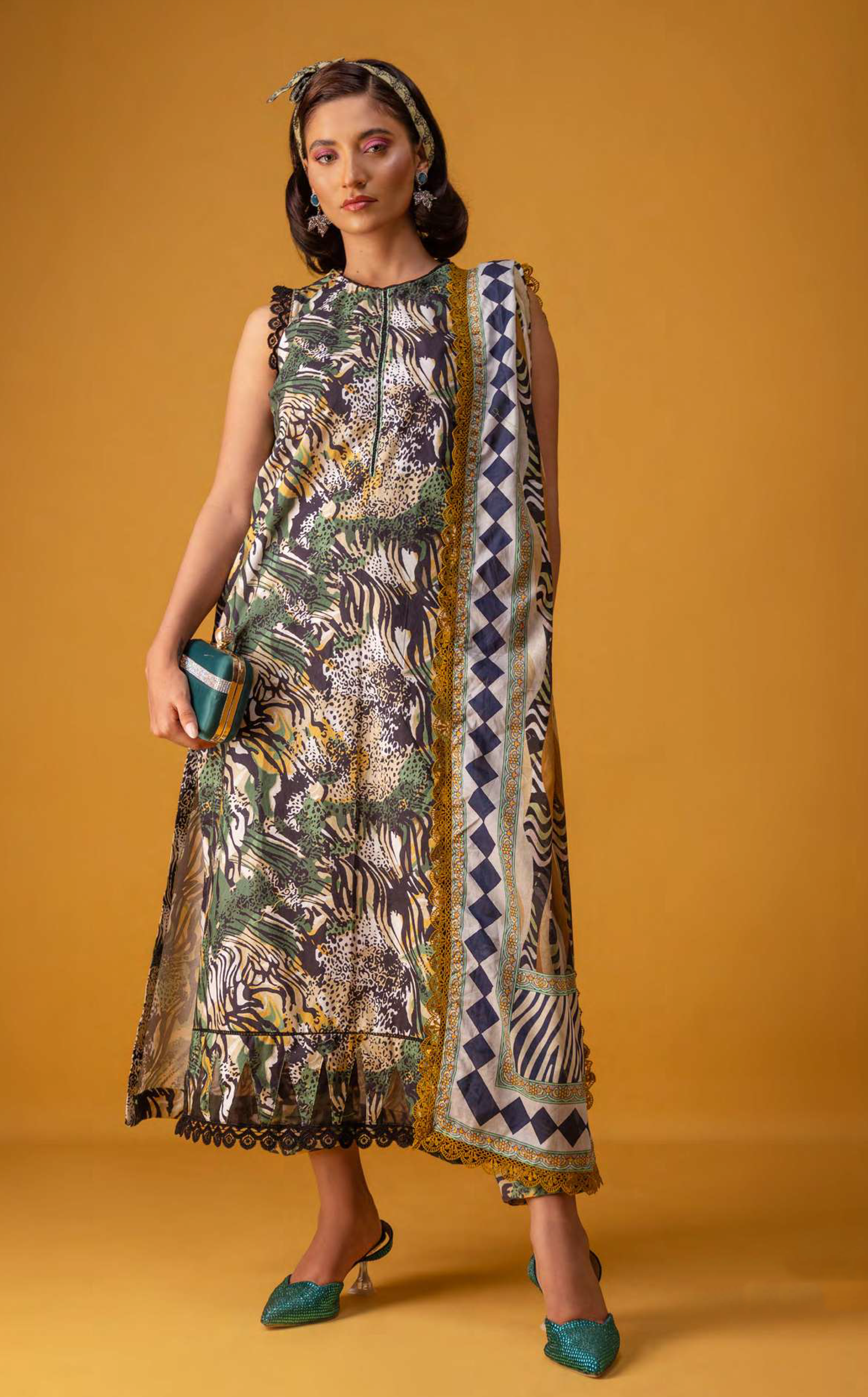 Alzohaib Coco Popup Digital Printed Cambric 3 Piece Unstitched Suit AZ24CP-V2 D-07 Alzohaib Coco Popup Digital Printed Cambric 3 Piece Unstitched Suit AZ24CP-V2 D-07