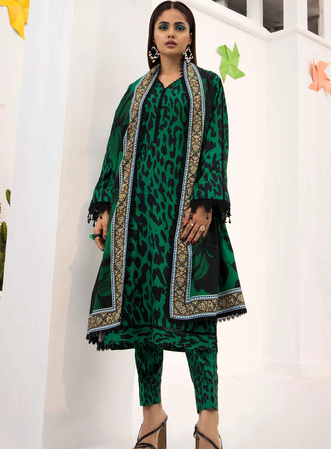 Alzohaib Coco Popup Printed Cambric 3 Piece Unstitched Suit AZ24CP CPC-24-01 Alzohaib Coco Popup Printed Cambric 3 Piece Unstitched Suit AZ24CP CPC-24-01