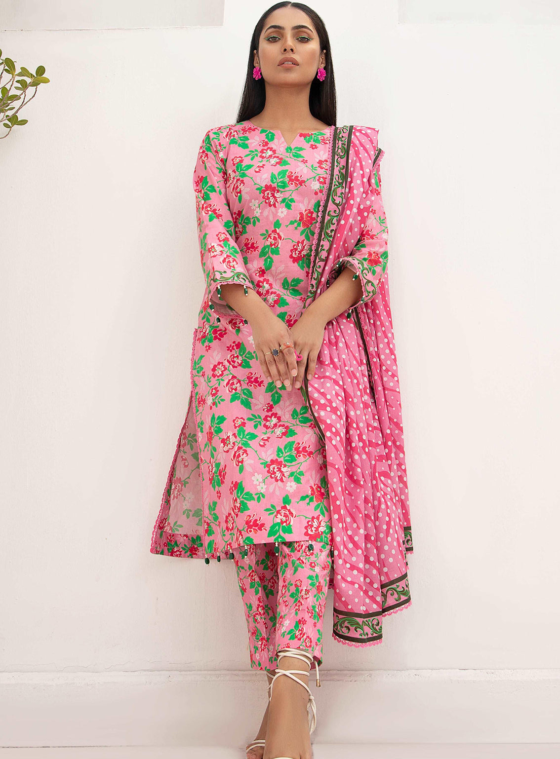 Alzohaib Coco Popup Printed Cambric 3 Piece Unstitched Suit AZ24CP CPC-24-09 Alzohaib Coco Popup Printed Cambric 3 Piece Unstitched Suit AZ24CP CPC-24-09