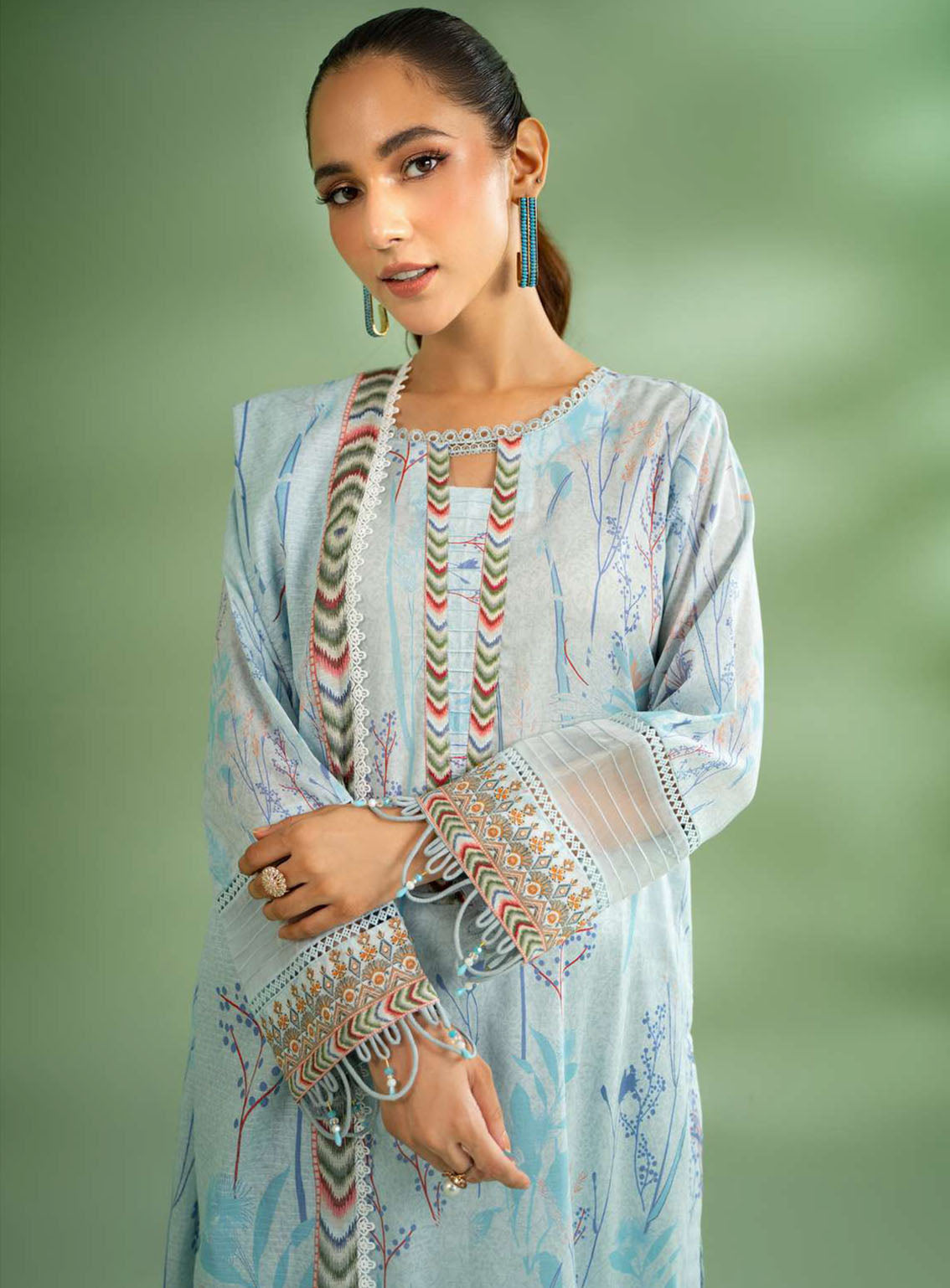 Alzohaib Colors Digital Printed Bana Doriya Dupatta Lawn 3 Piece Unstitched Suit AZ24CL CDB-05 Alzohaib Colors Digital Printed Bana Doriya Dupatta Lawn 3 Piece Unstitched Suit AZ24CL CDB-05