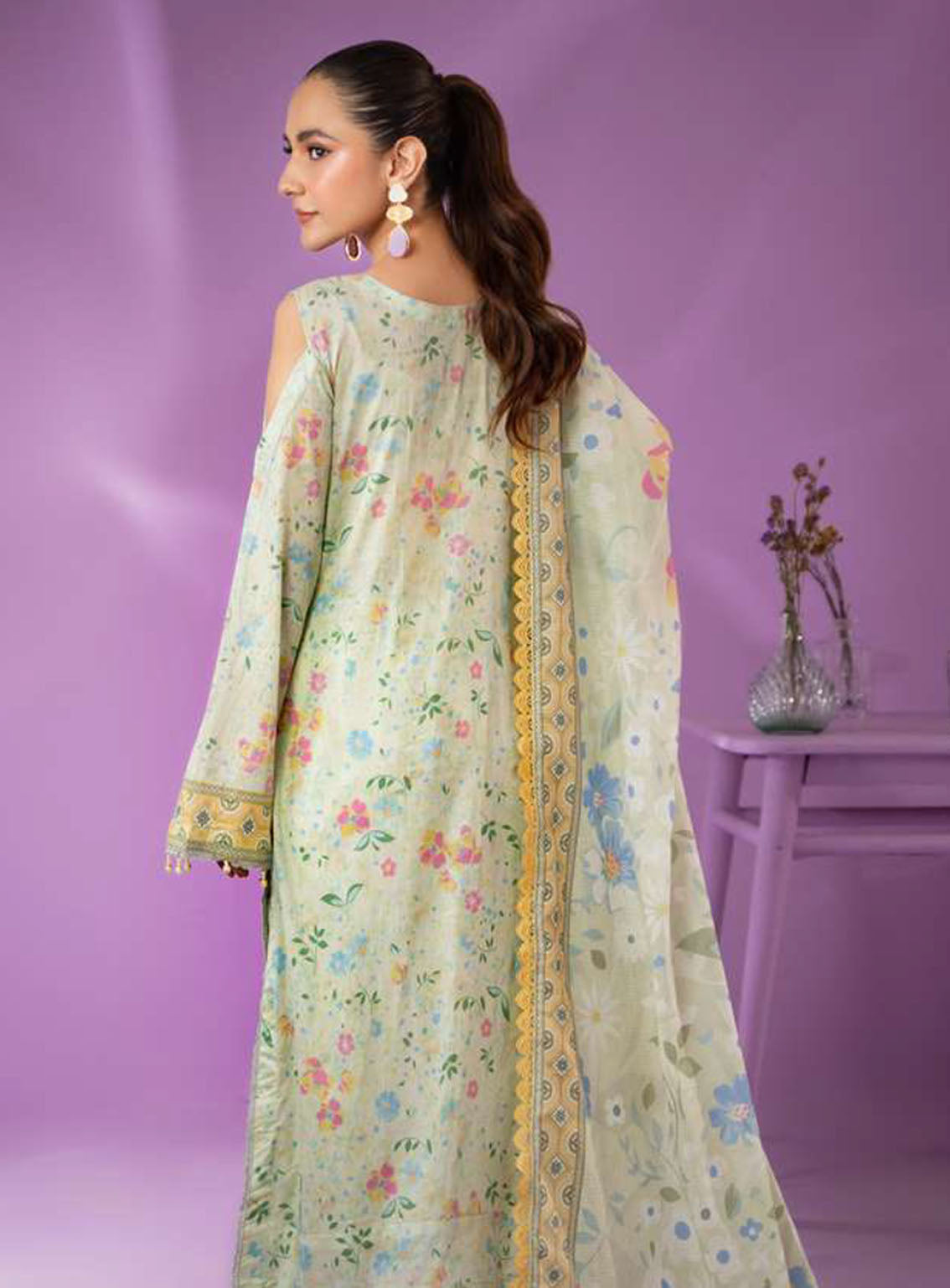 Alzohaib Colors Digital Printed Bana Doriya Dupatta Lawn 3 Piece Unstitched Suit AZ24CL CDB-06 Alzohaib Colors Digital Printed Bana Doriya Dupatta Lawn 3 Piece Unstitched Suit AZ24CL CDB-06