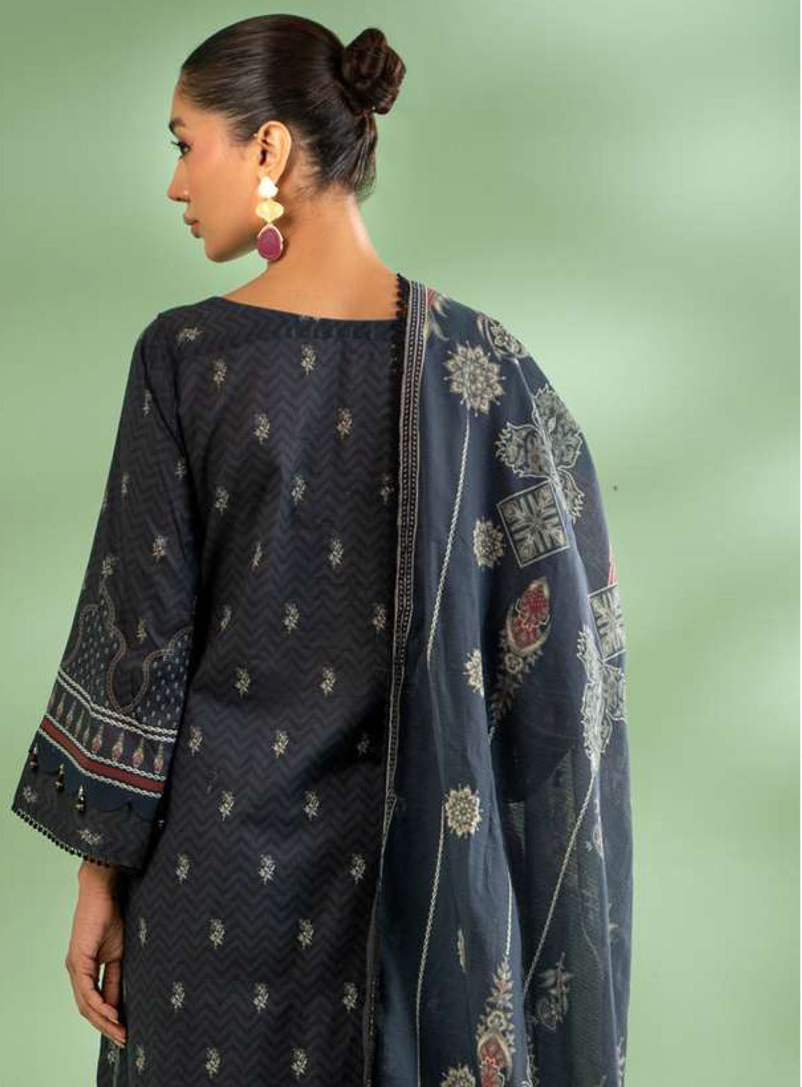 Alzohaib Colors Digital Printed Bana Doriya Dupatta Lawn 3 Piece Unstitched Suit AZ24CL CDB-09 Alzohaib Colors Digital Printed Bana Doriya Dupatta Lawn 3 Piece Unstitched Suit AZ24CL CDB-09