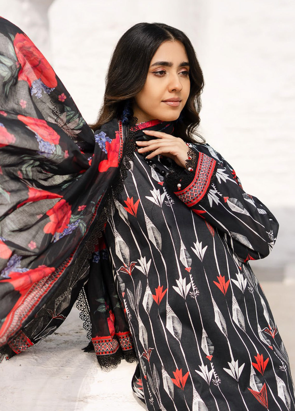 Alzohaib Colors Digital Printed Lawn 3 Piece Unstitched Suit AZ24CDP D-02 Alzohaib Colors Digital Printed Lawn 3 Piece Unstitched Suit AZ24CDP D-02