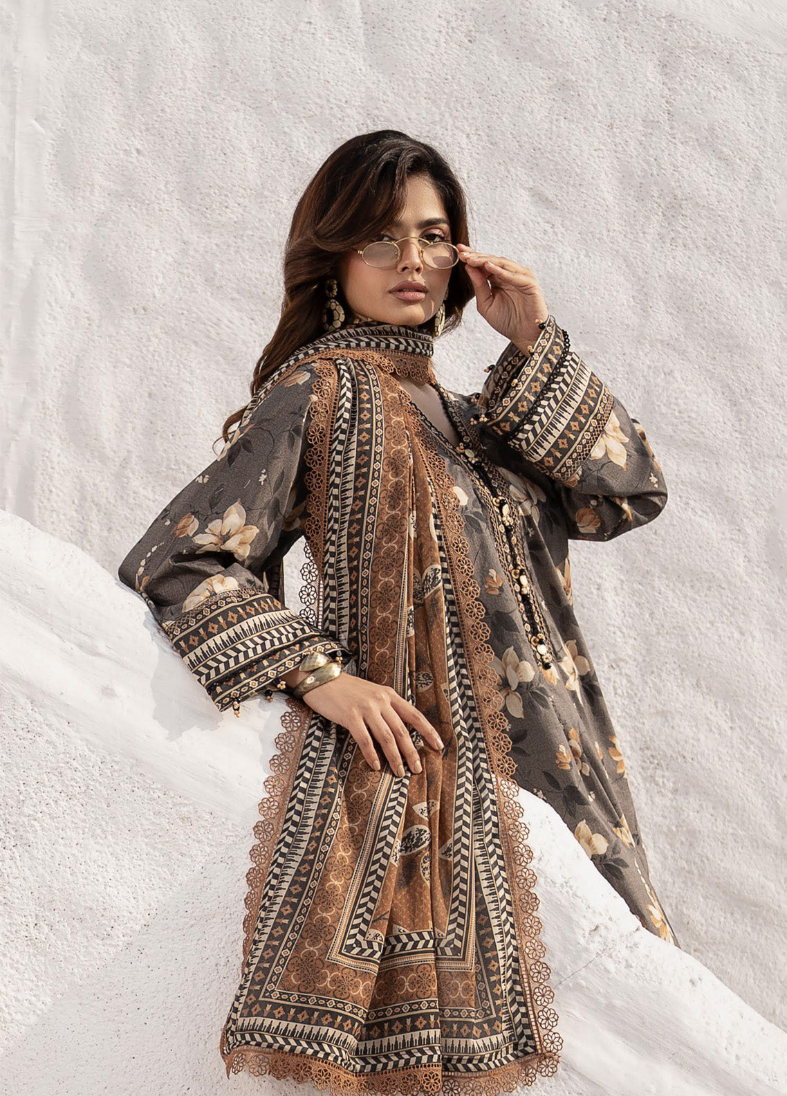 Alzohaib Colors Digital Printed Lawn 3 Piece Unstitched Suit AZ24CDP D-10 Alzohaib Colors Digital Printed Lawn 3 Piece Unstitched Suit AZ24CDP D-10