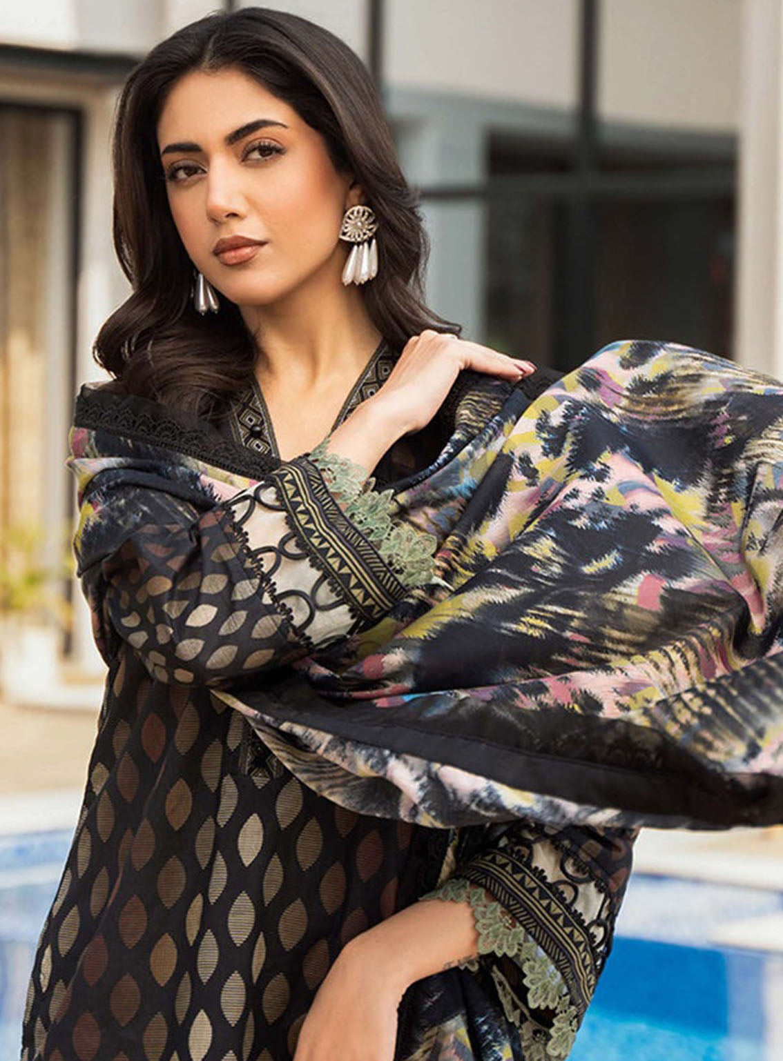 Alzohaib Luxury Printed Lawn 3 Piece Unstitched Suit AZ25LLP D-01 Alzohaib Luxury Printed Lawn 3 Piece Unstitched Suit AZ25LLP D-01