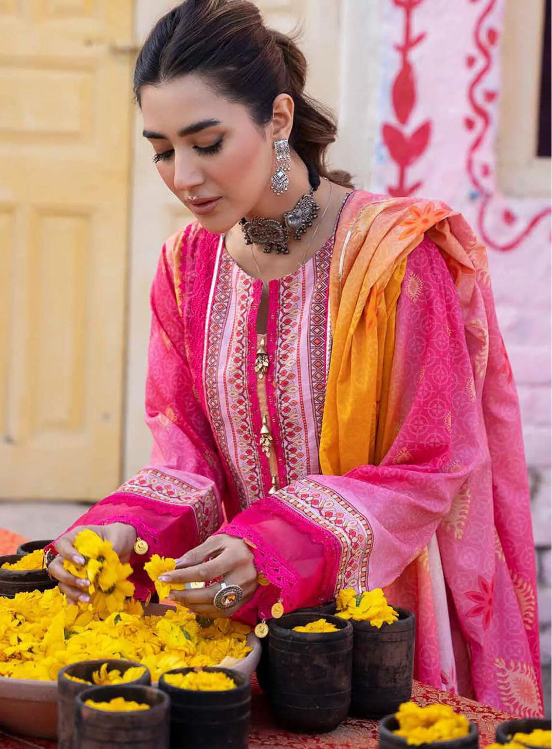 Alzohaib Monsoon Chunri Heritage Printed Lawn 3 Piece Unstitched Suit AZ24MCH MSH-01 Alzohaib Monsoon Chunri Heritage Printed Lawn 3 Piece Unstitched Suit AZ24MCH MSH-01