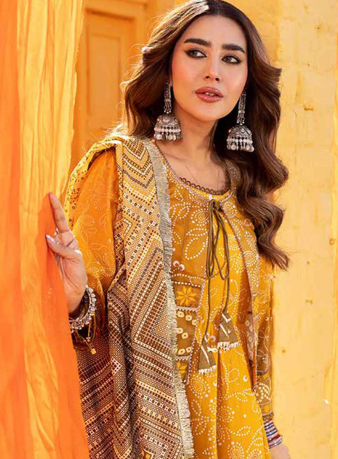 Alzohaib Monsoon Chunri Heritage Printed Lawn 3 Piece Unstitched Suit AZ24MCH MSH-05 Alzohaib Monsoon Chunri Heritage Printed Lawn 3 Piece Unstitched Suit AZ24MCH MSH-05