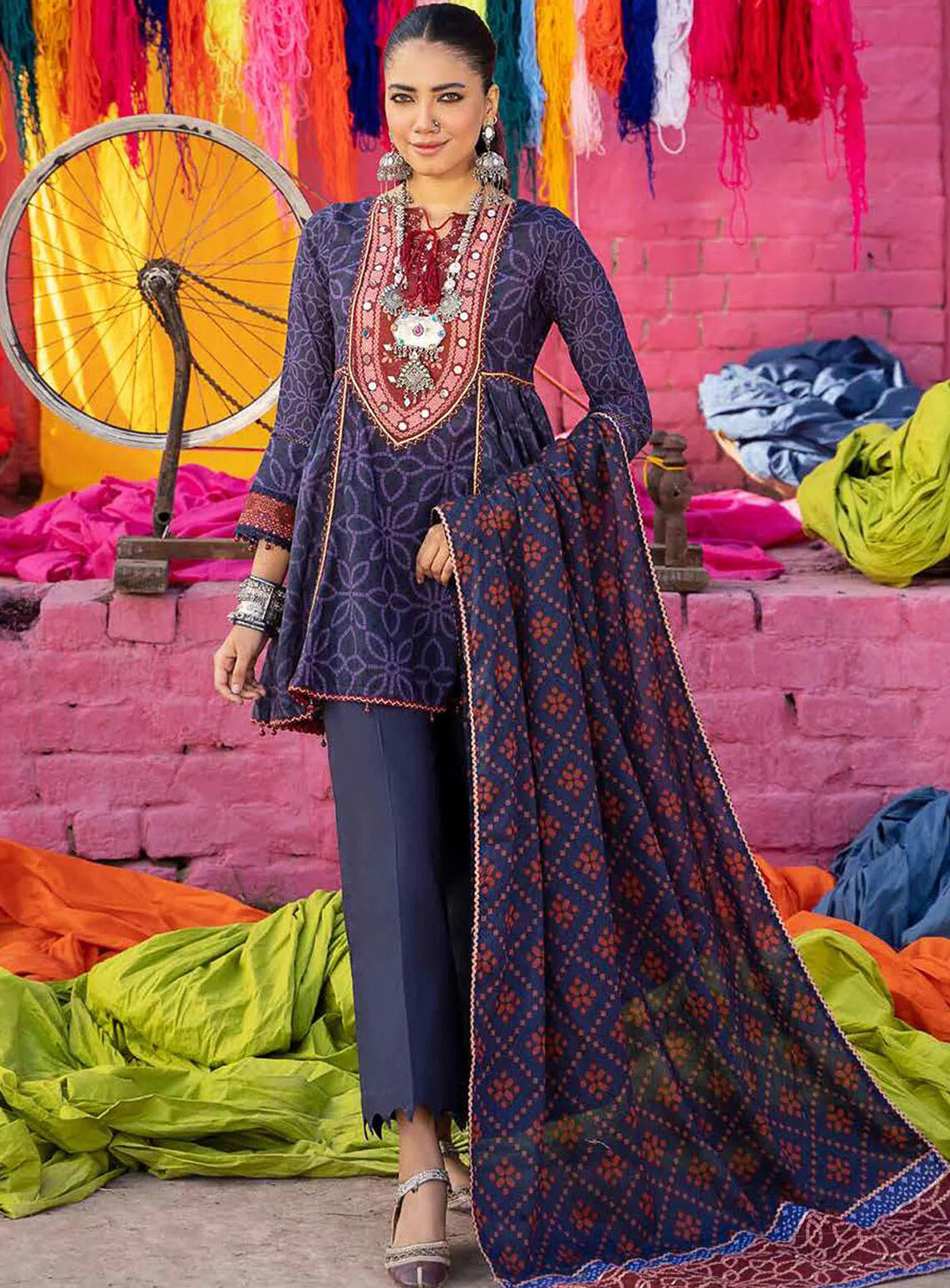 Alzohaib Monsoon Chunri Heritage Printed Lawn 3 Piece Unstitched Suit AZ24MCH MSH-08 Alzohaib Monsoon Chunri Heritage Printed Lawn 3 Piece Unstitched Suit AZ24MCH MSH-08