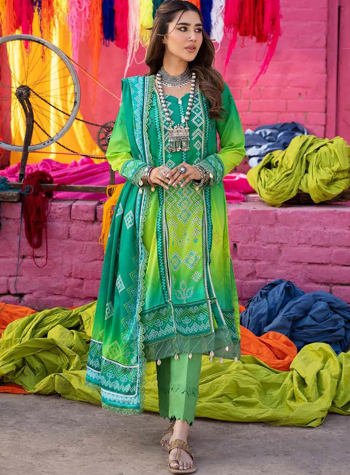 Alzohaib Monsoon Chunri Heritage Printed Lawn 3 Piece Unstitched Suit AZ24MCH MSH-09 Alzohaib Monsoon Chunri Heritage Printed Lawn 3 Piece Unstitched Suit AZ24MCH MSH-09