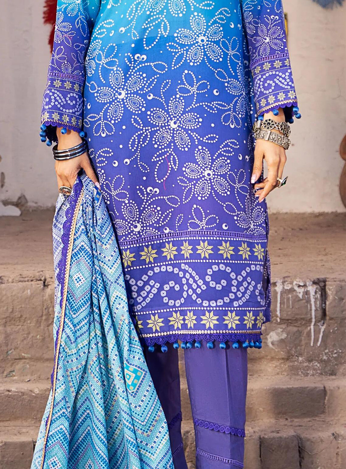 Alzohaib Monsoon Chunri Heritage Printed Lawn 3 Piece Unstitched Suit AZ24MCH MSH-11 Alzohaib Monsoon Chunri Heritage Printed Lawn 3 Piece Unstitched Suit AZ24MCH MSH-11