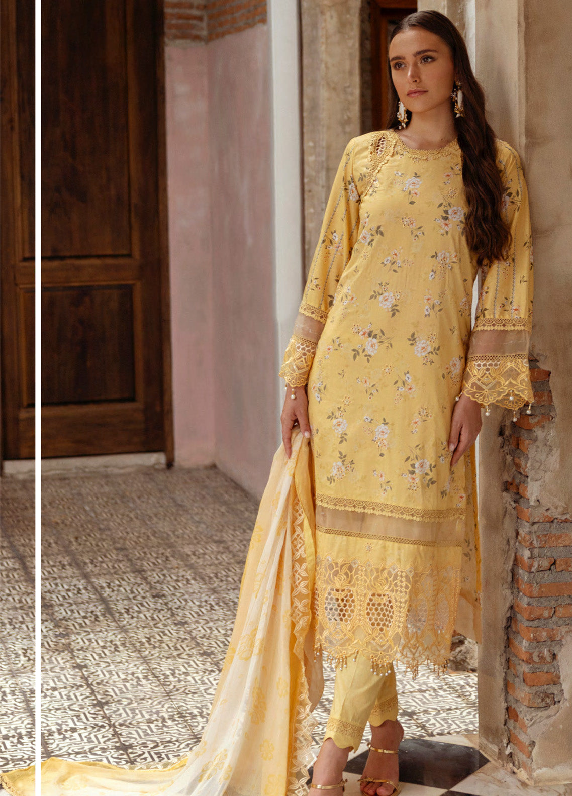 Alzohaib Sunshine Bloom Embroidered Cambric 3 Piece Unstitched Suit AZ24SBCW SB-02 Alzohaib Sunshine Bloom Embroidered Cambric 3 Piece Unstitched Suit AZ24SBCW SB-02