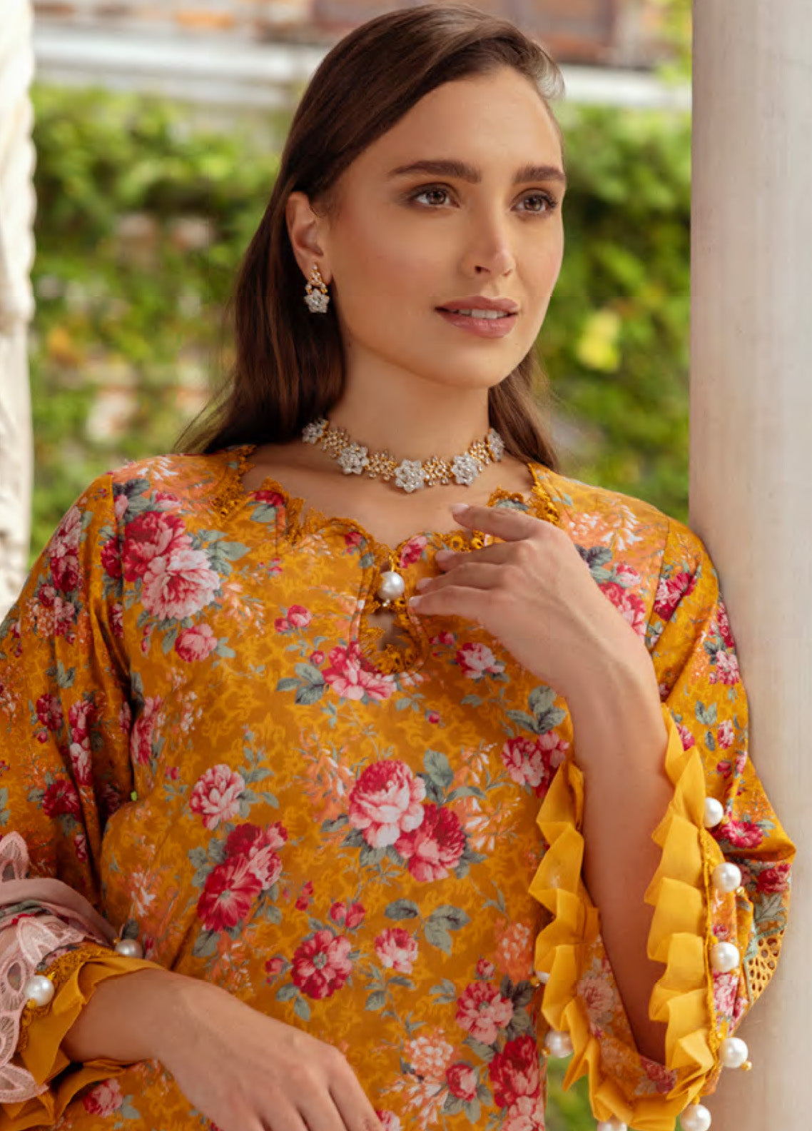 Alzohaib Sunshine Bloom Embroidered Cambric 3 Piece Unstitched Suit AZ24SBCW SB-04 Alzohaib Sunshine Bloom Embroidered Cambric 3 Piece Unstitched Suit AZ24SBCW SB-04