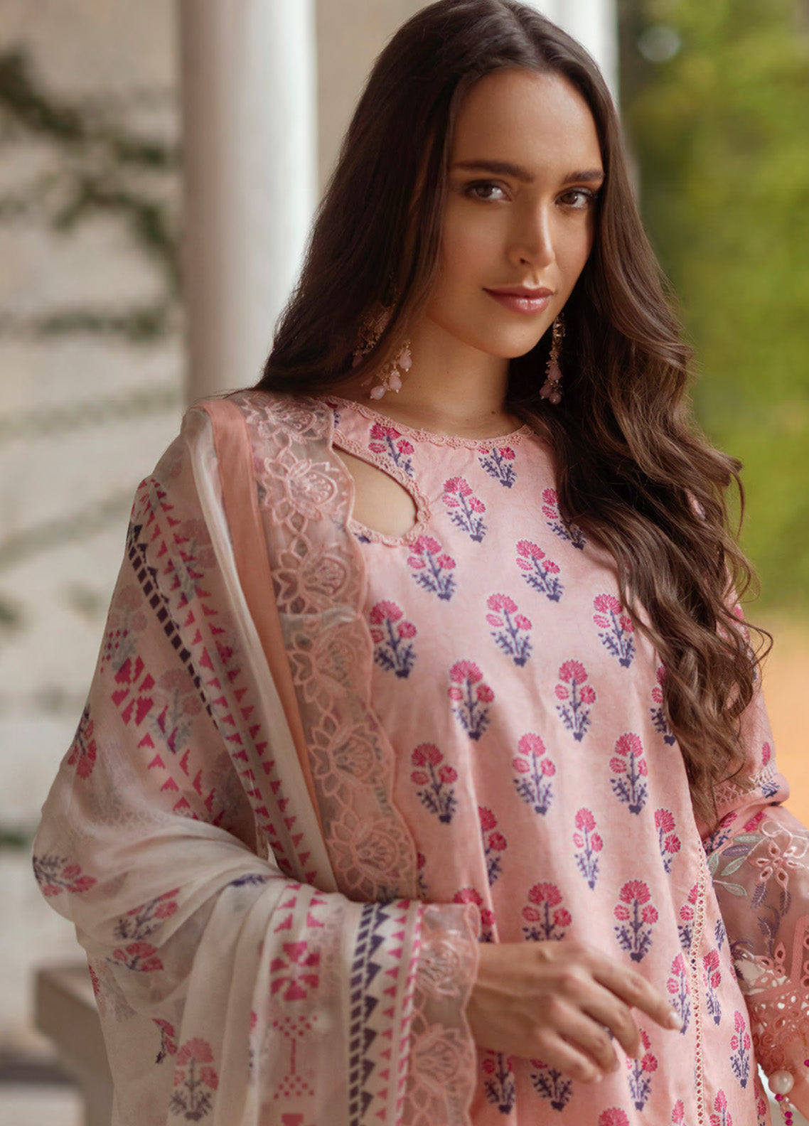 Alzohaib Sunshine Bloom Embroidered Cambric 3 Piece Unstitched Suit AZ24SBCW SB-07 Alzohaib Sunshine Bloom Embroidered Cambric 3 Piece Unstitched Suit AZ24SBCW SB-07