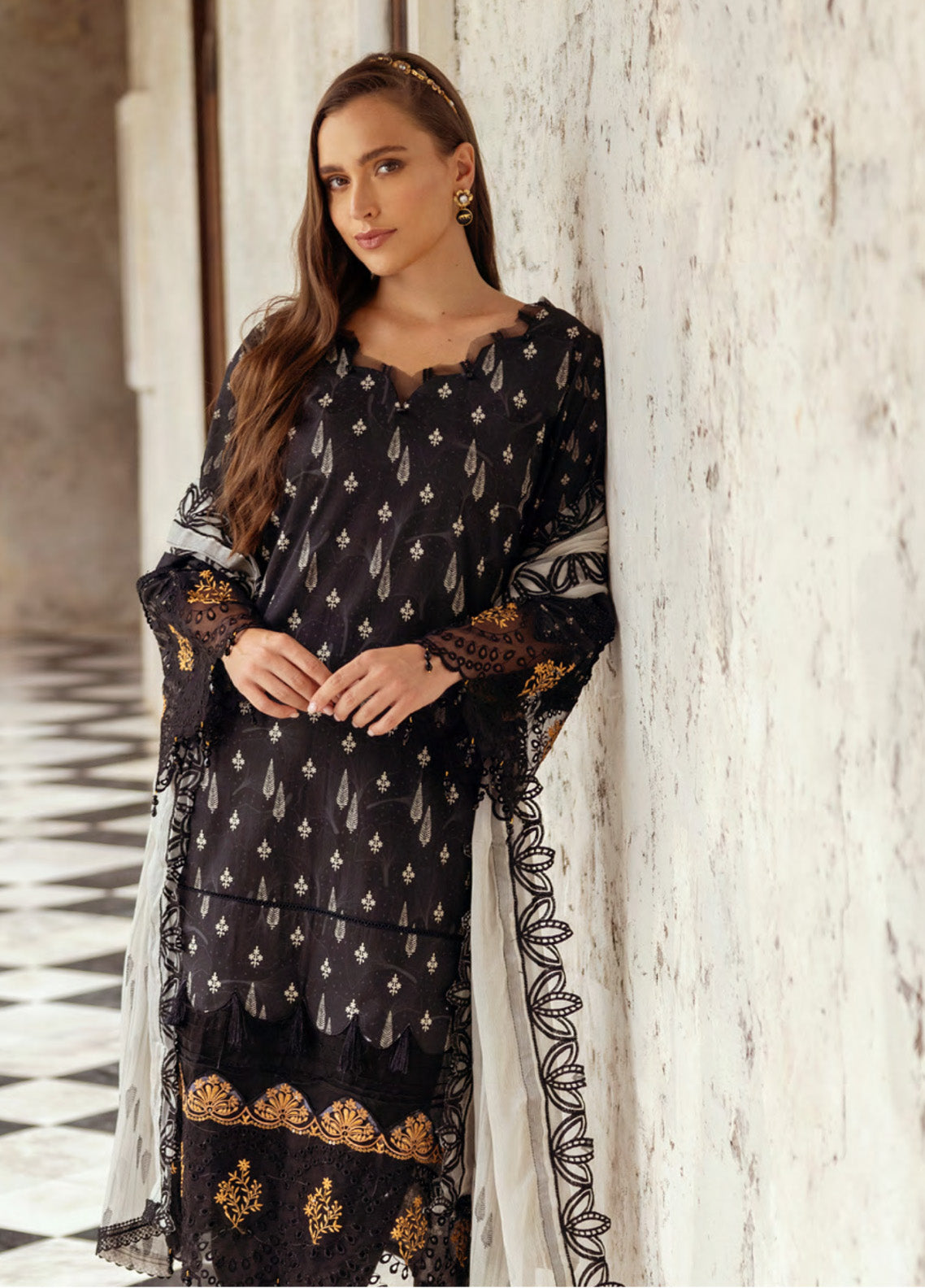 Alzohaib Sunshine Bloom Embroidered Cambric 3 Piece Unstitched Suit AZ24SBCW SB-10 Alzohaib Sunshine Bloom Embroidered Cambric 3 Piece Unstitched Suit AZ24SBCW SB-10