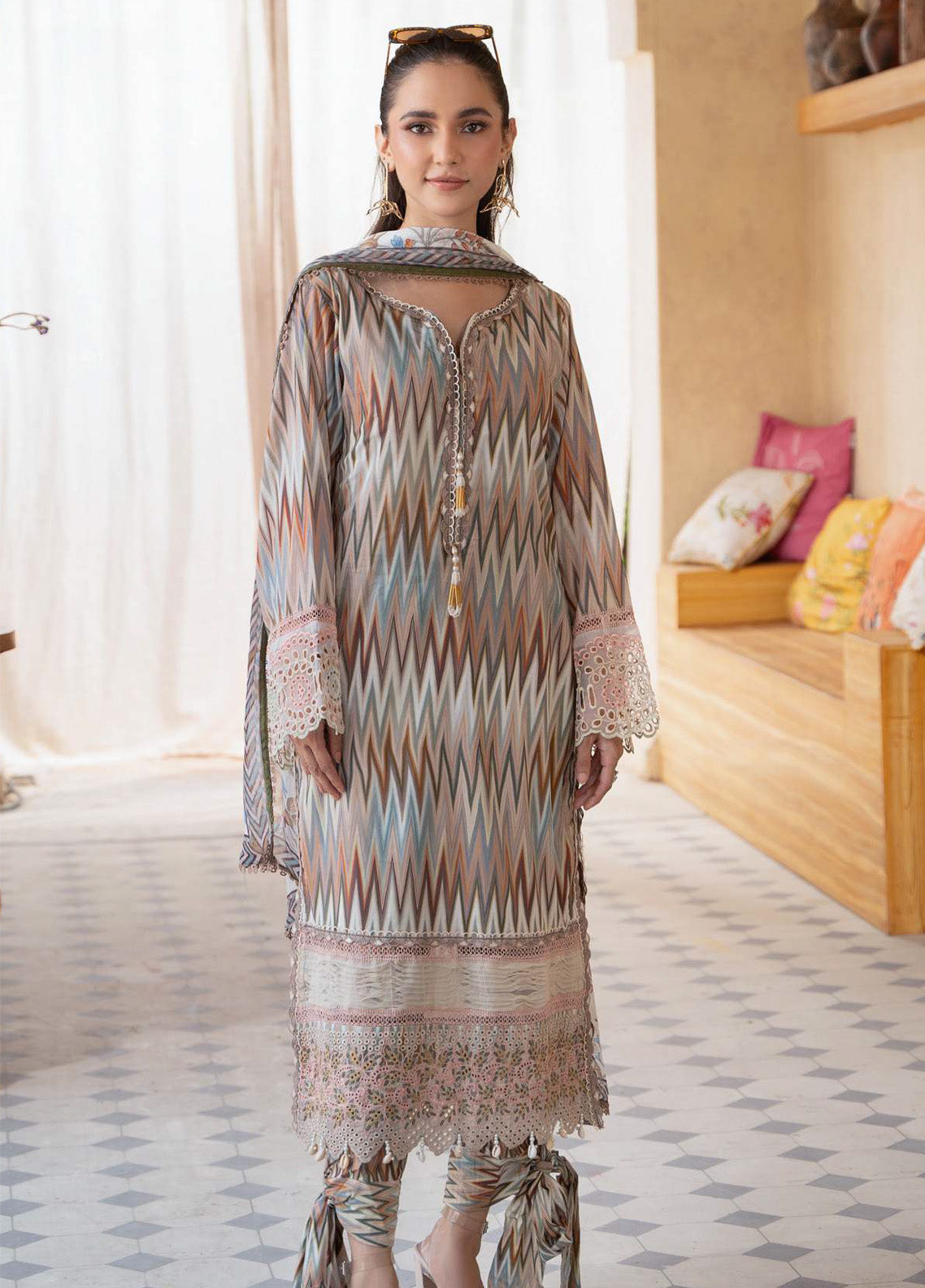 Alzohaib Sunshine Bloom Embroidered Lawn 3 Piece Unstitched Suit AZ24SBPK D-SPK-01 Alzohaib Sunshine Bloom Embroidered Lawn 3 Piece Unstitched Suit AZ24SBPK D-SPK-01