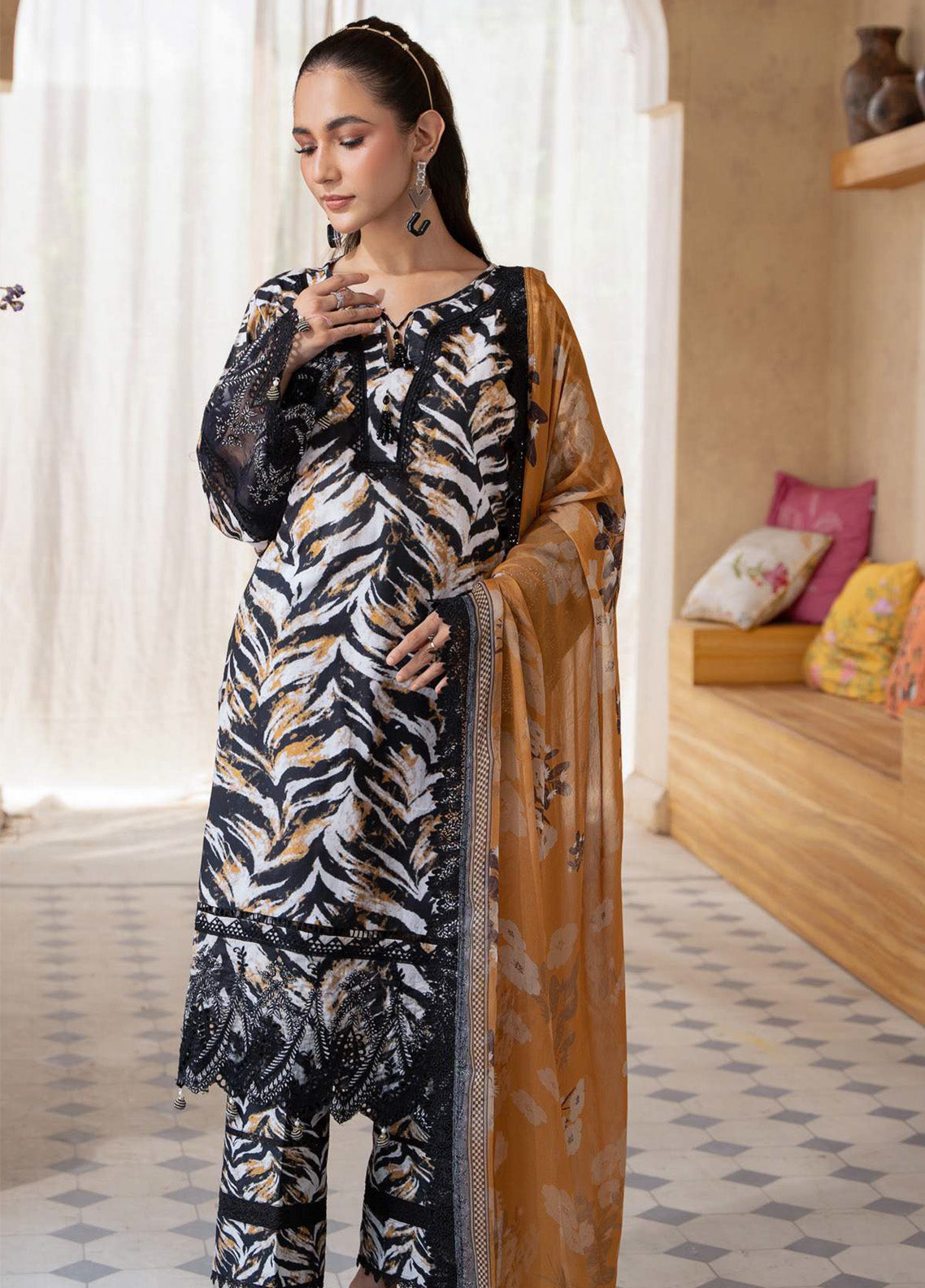 Alzohaib Sunshine Bloom Embroidered Lawn 3 Piece Unstitched Suit AZ24SBPK D-SPK-03 Alzohaib Sunshine Bloom Embroidered Lawn 3 Piece Unstitched Suit AZ24SBPK D-SPK-03