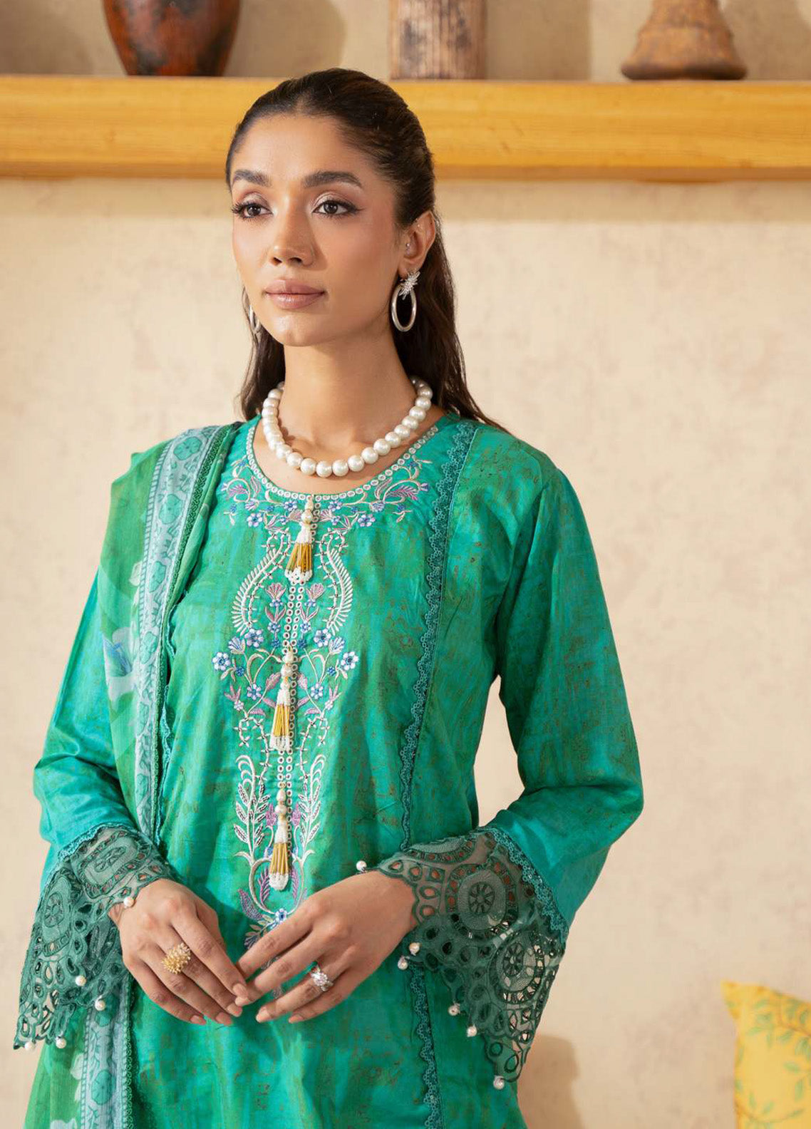 Alzohaib Sunshine Bloom Embroidered Lawn 3 Piece Unstitched Suit AZ24SBPK D-SPK-06 Alzohaib Sunshine Bloom Embroidered Lawn 3 Piece Unstitched Suit AZ24SBPK D-SPK-06
