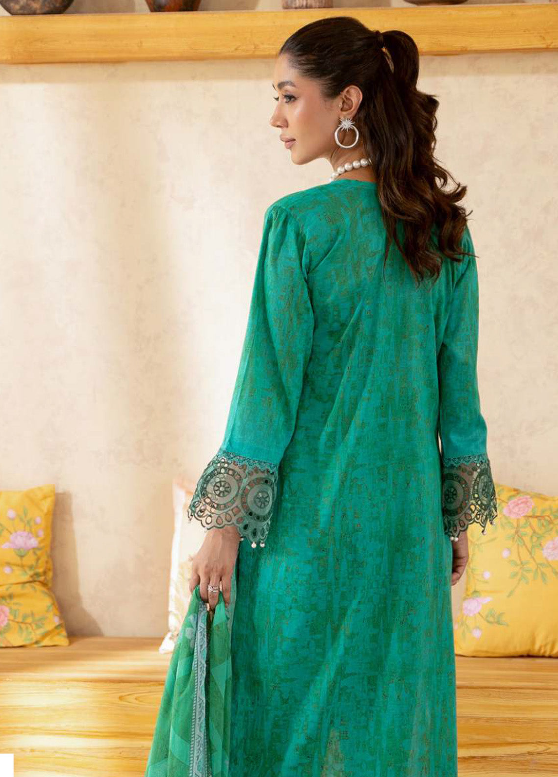 Alzohaib Sunshine Bloom Embroidered Lawn 3 Piece Unstitched Suit AZ24SBPK D-SPK-06 Alzohaib Sunshine Bloom Embroidered Lawn 3 Piece Unstitched Suit AZ24SBPK D-SPK-06