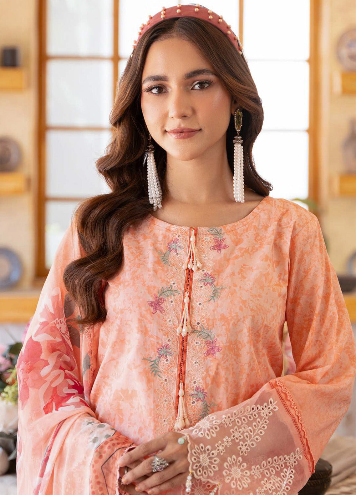 Alzohaib Sunshine Bloom Embroidered Lawn 3 Piece Unstitched Suit AZ24SBPK D-SPK-10 Alzohaib Sunshine Bloom Embroidered Lawn 3 Piece Unstitched Suit AZ24SBPK D-SPK-10