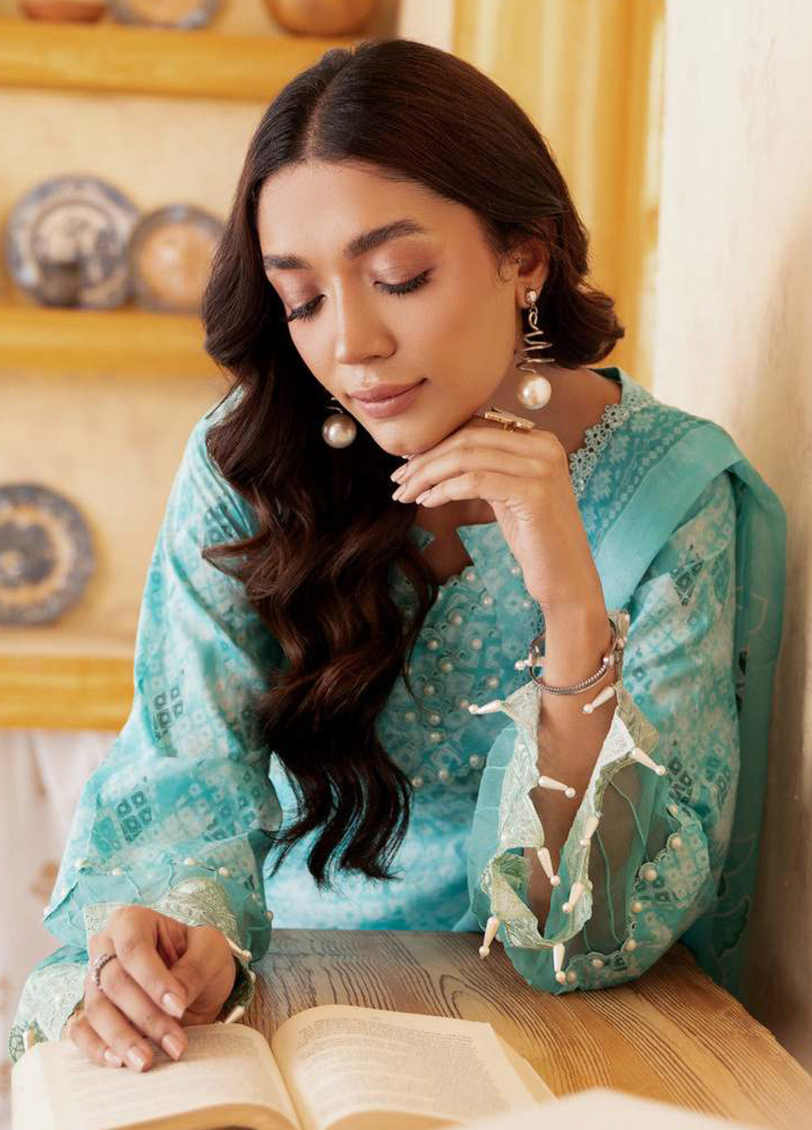 Alzohaib Sunshine Bloom Embroidered Lawn 3 Piece Unstitched Suit AZ24SBPK D-SPK-12 Alzohaib Sunshine Bloom Embroidered Lawn 3 Piece Unstitched Suit AZ24SBPK D-SPK-12