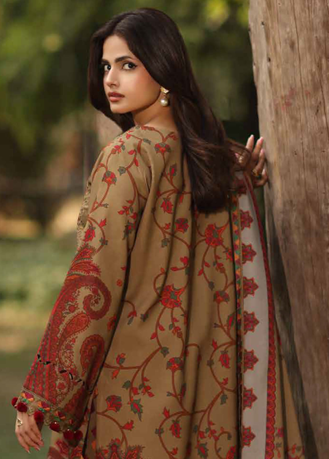 Aniiq By Charizma Embroidered Linen 3 Piece Unstitched Suit CH25AELV2 D-ANW6-15 Aniiq By Charizma Embroidered Linen 3 Piece Unstitched Suit CH25AELV2 D-ANW6-15