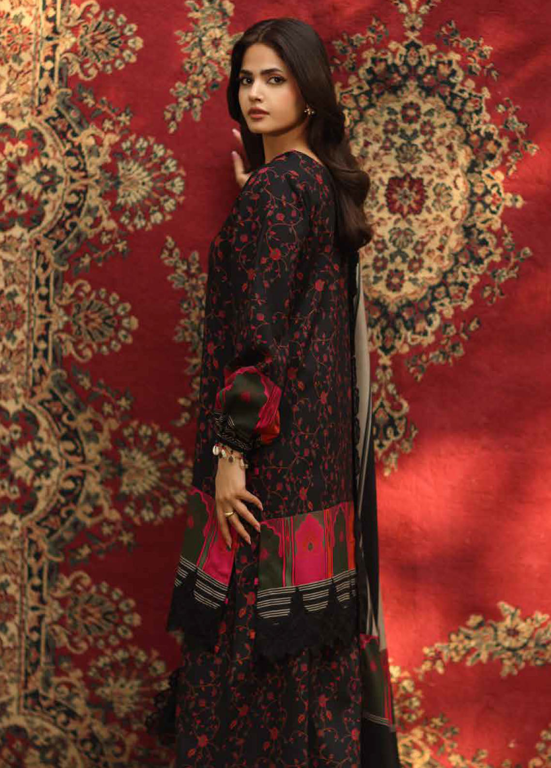 Aniiq By Charizma Embroidered Linen 3 Piece Unstitched Suit CH25AELV2 D-ANW6-17 Aniiq By Charizma Embroidered Linen 3 Piece Unstitched Suit CH25AELV2 D-ANW6-17