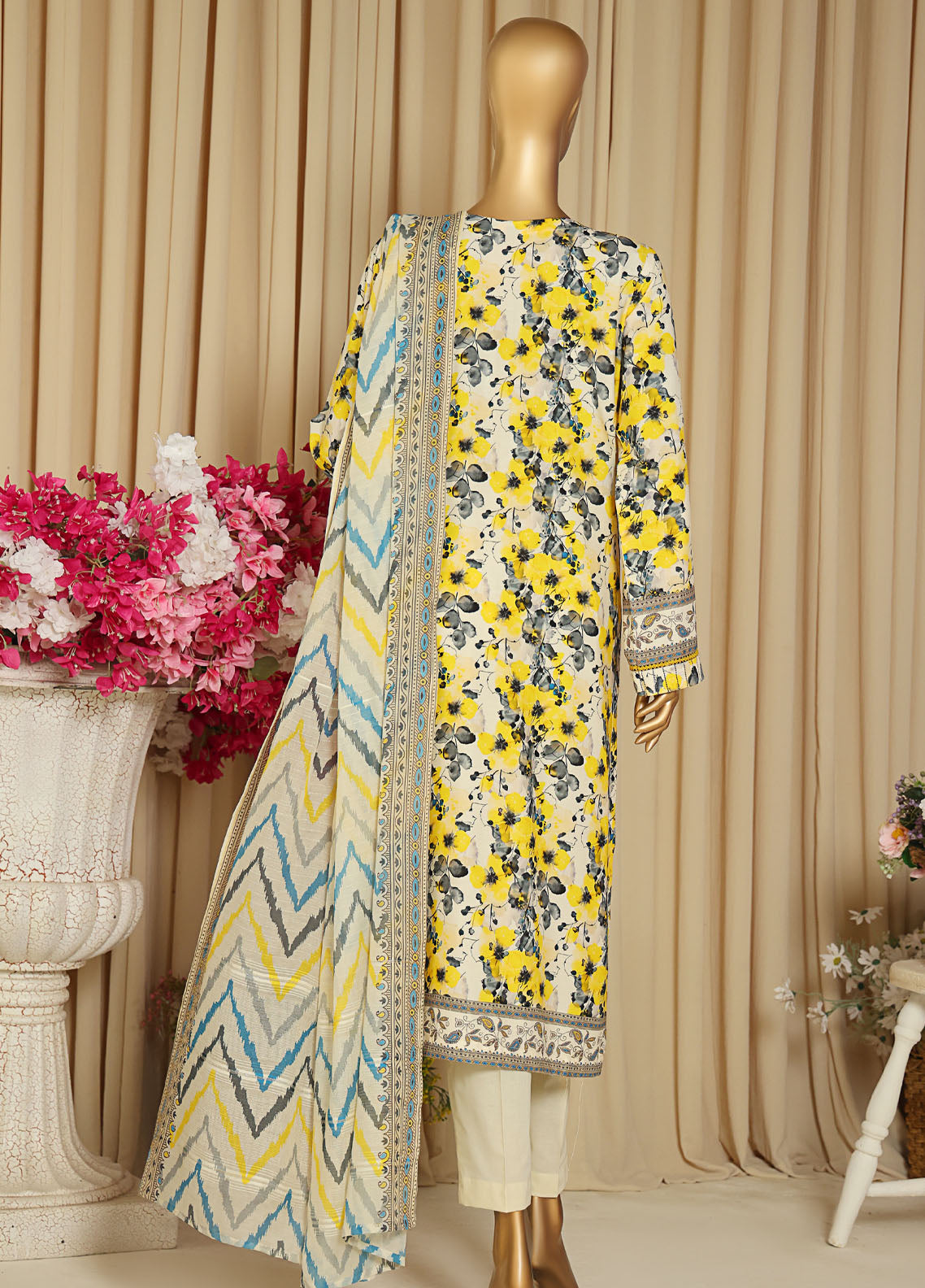 Anmol By HZ Textiles Embroidered Chikankari Linen 3 Piece Unstitched Suit HZ25ALCE ALS-1334 Anmol By HZ Textiles Embroidered Chikankari Linen 3 Piece Unstitched Suit HZ25ALCE ALS-1334